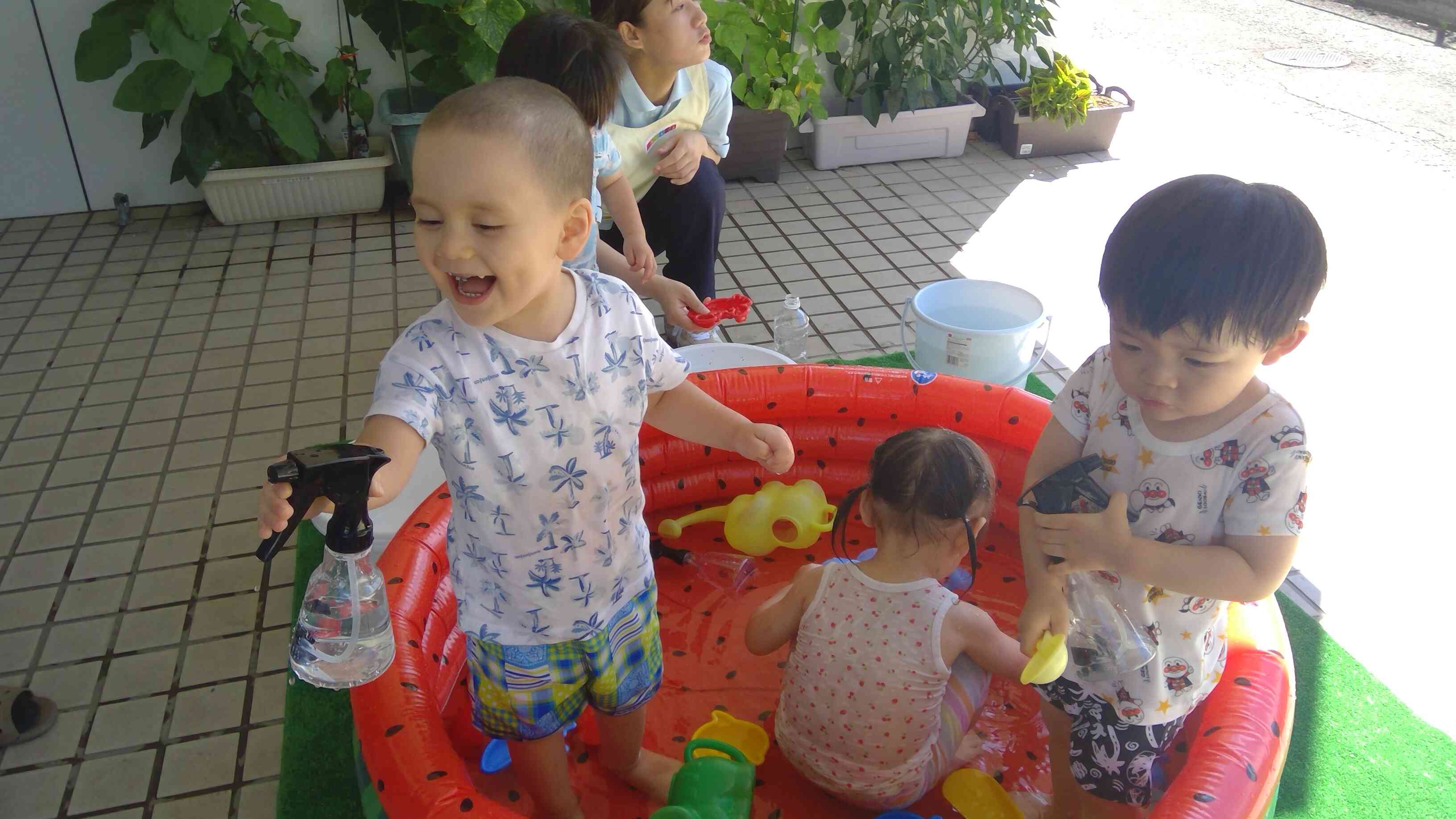 それいけ、水でっぽうー