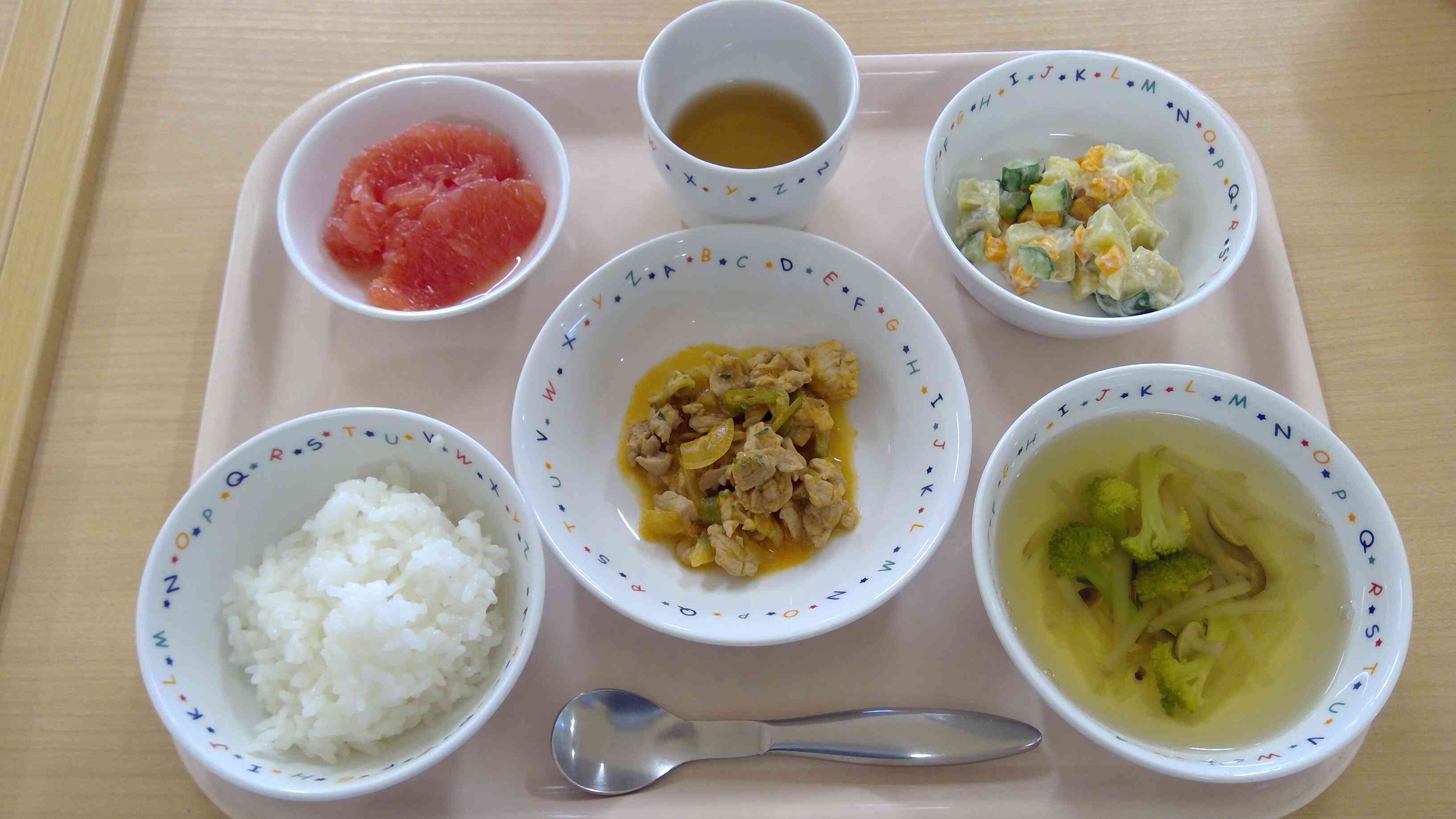 8月26日(火)の給食です。