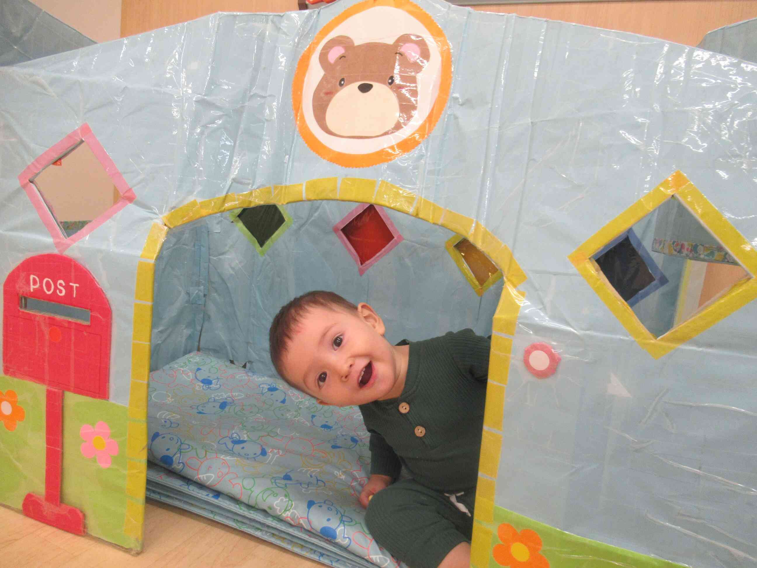 お家ごっこ、楽しいな