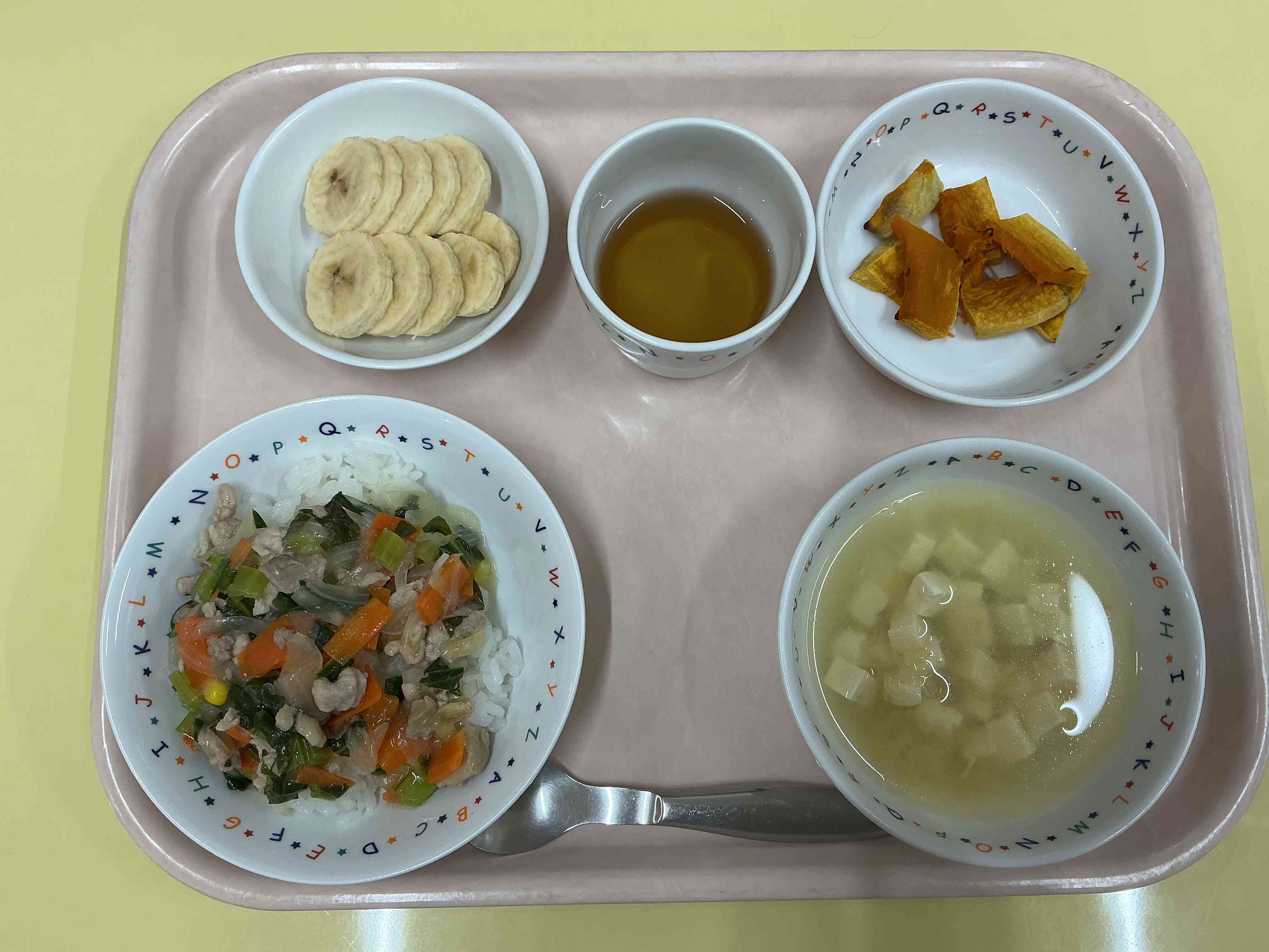 1月10日(土)の昼食です。