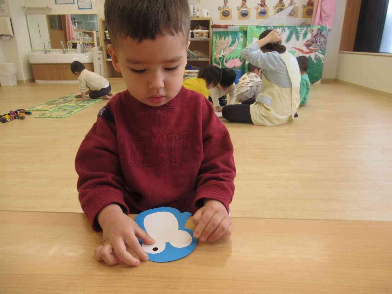 お目々はここかな？