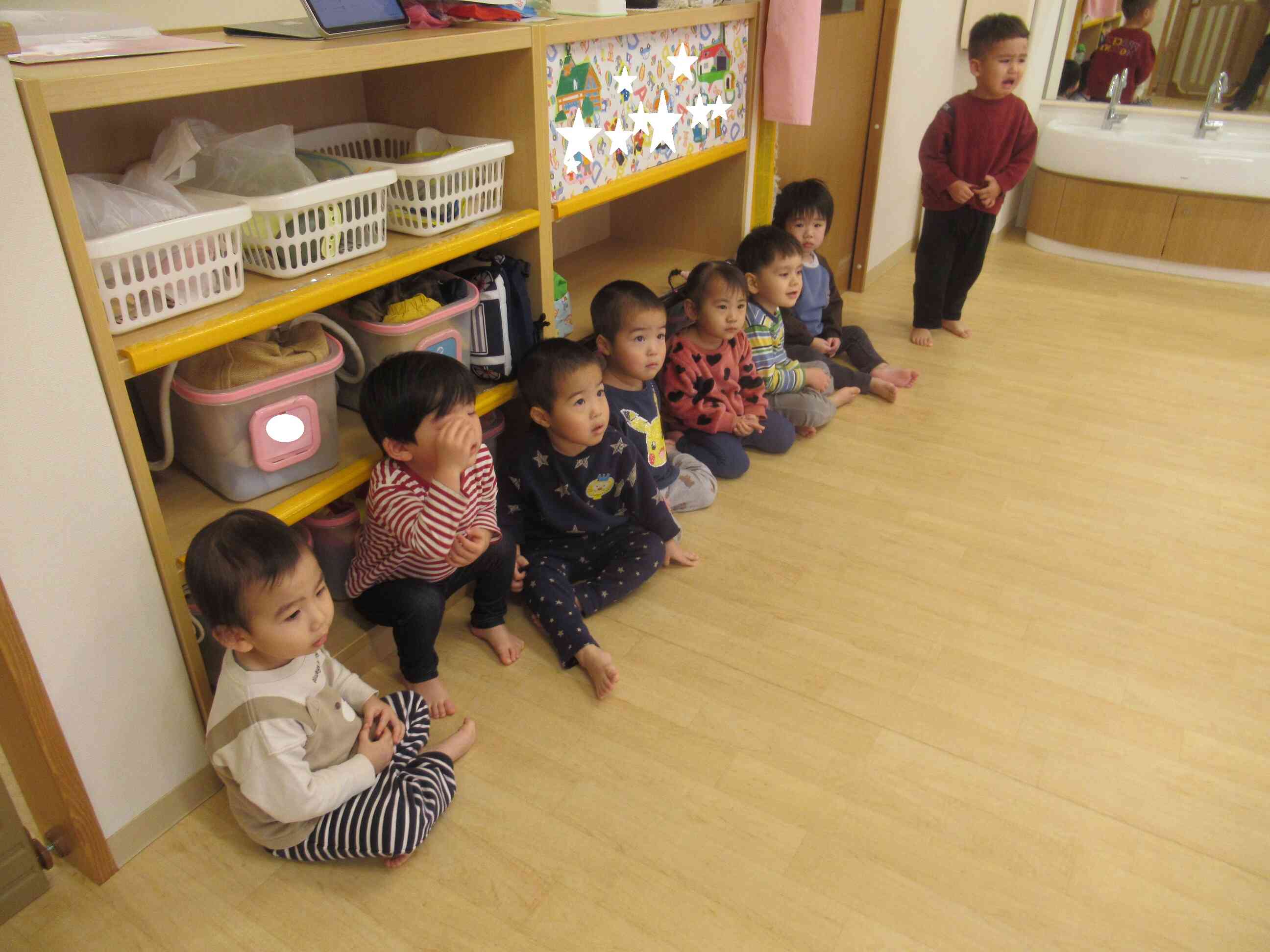 みんな真剣に聞いています。