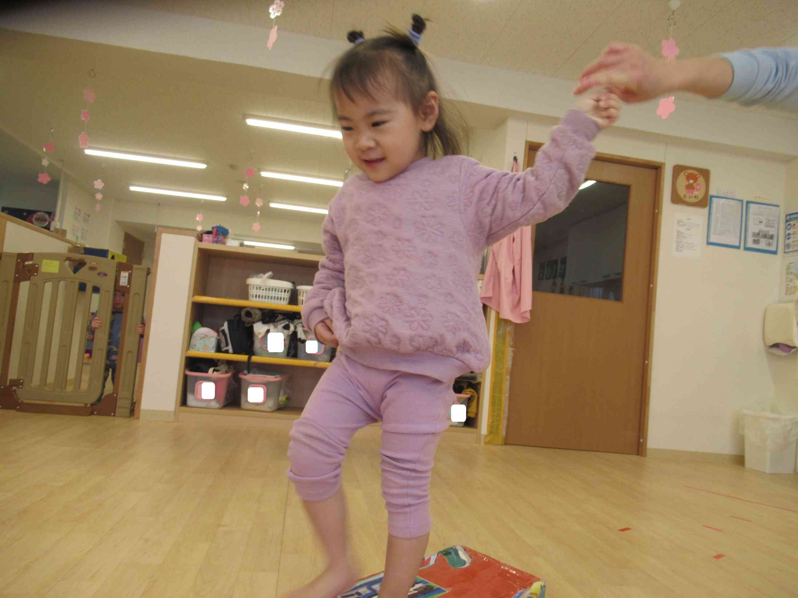 一本橋は慎重に…