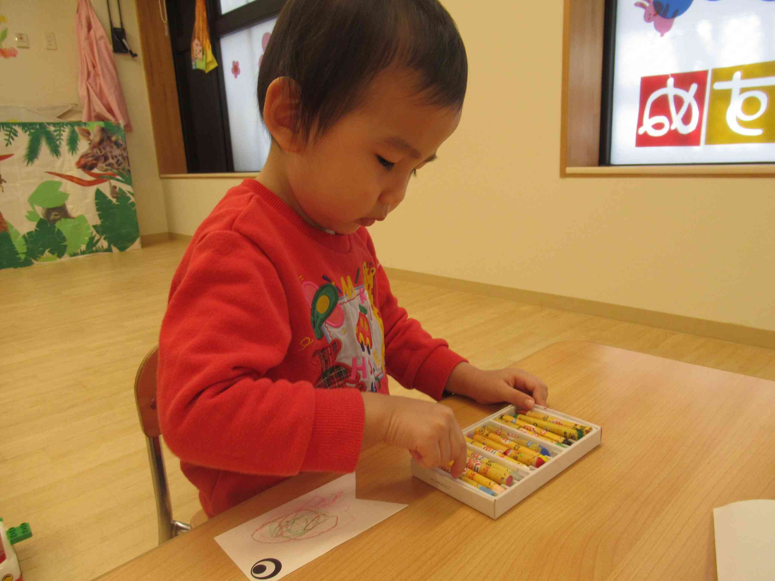 集中して描くよ！