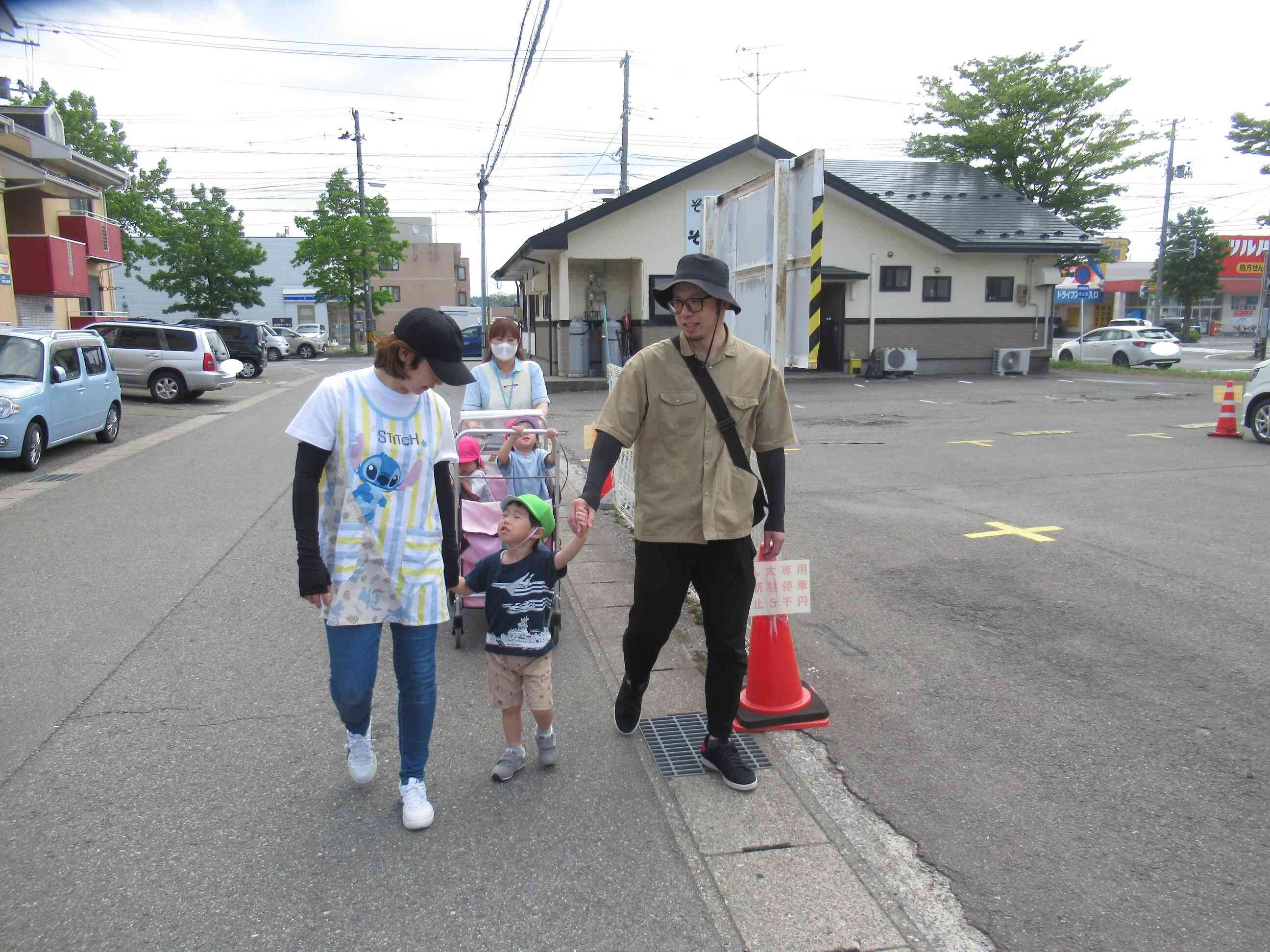 お父さんお母さんとルンルン！
