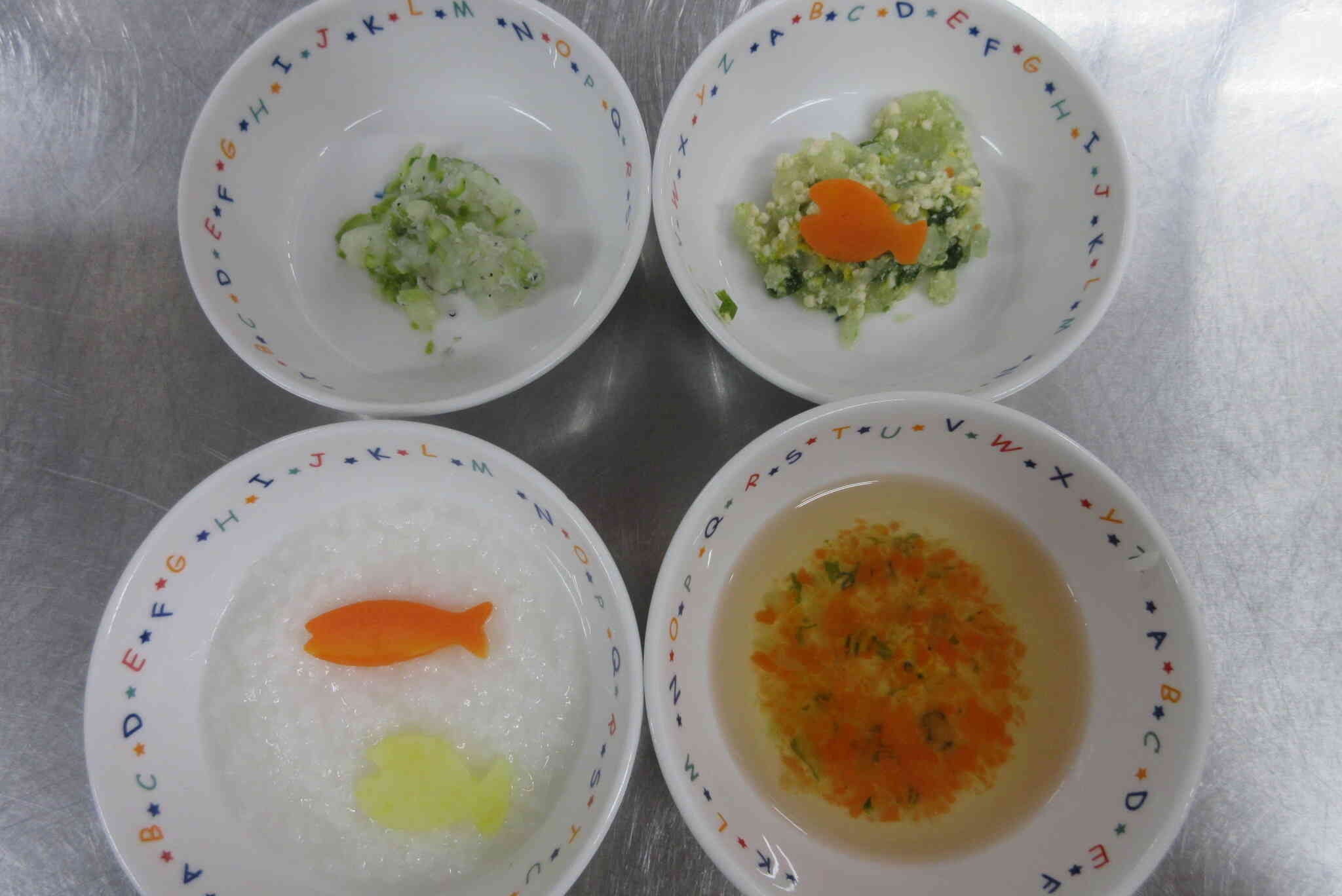 離乳食でも楽しめるように…と給食の先生の配慮が嬉しいですね