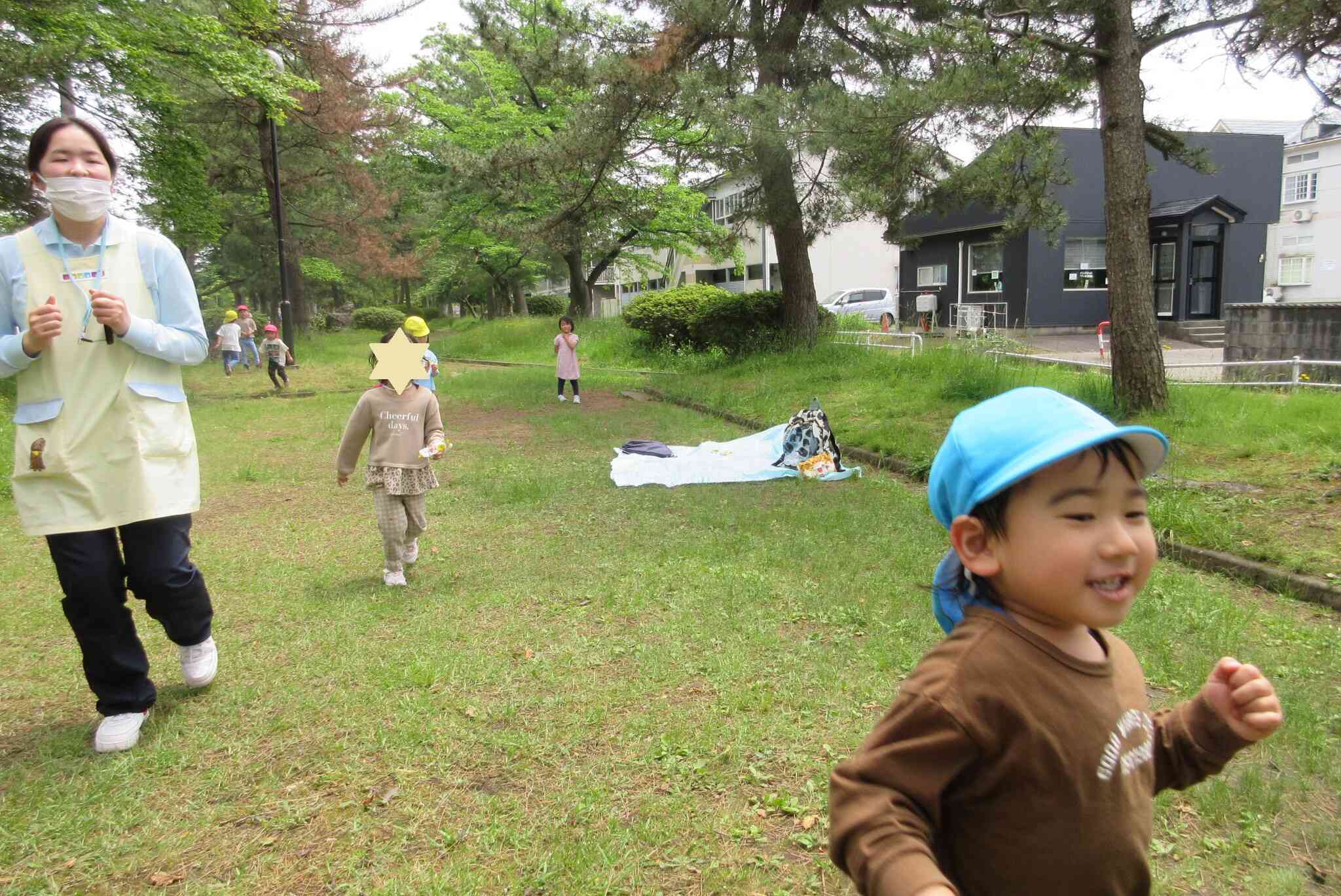 鬼ごっこも楽しんでいます！