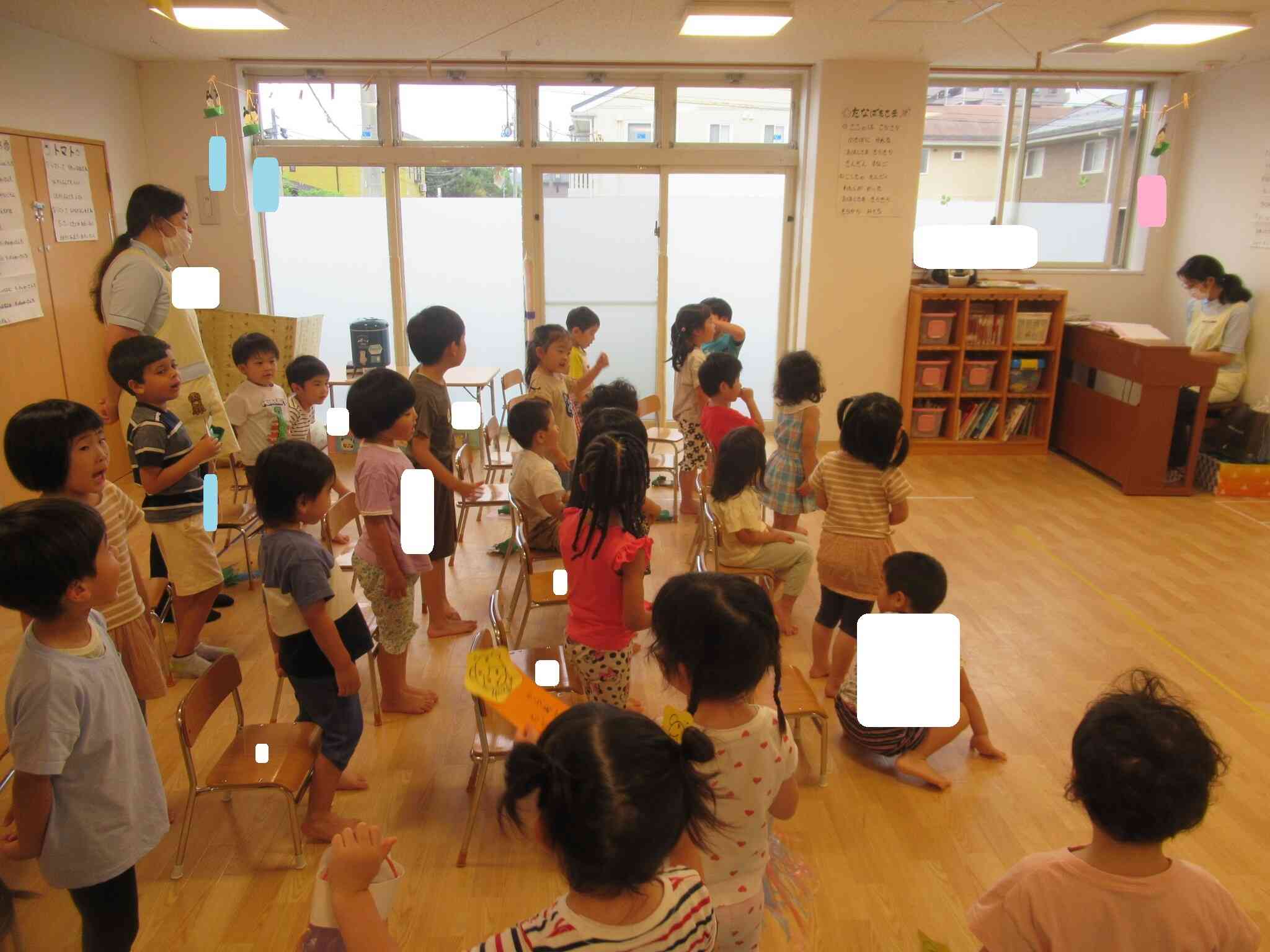 晴れてほしいという気持ちを込めて『たなばたさま』の歌も歌いました