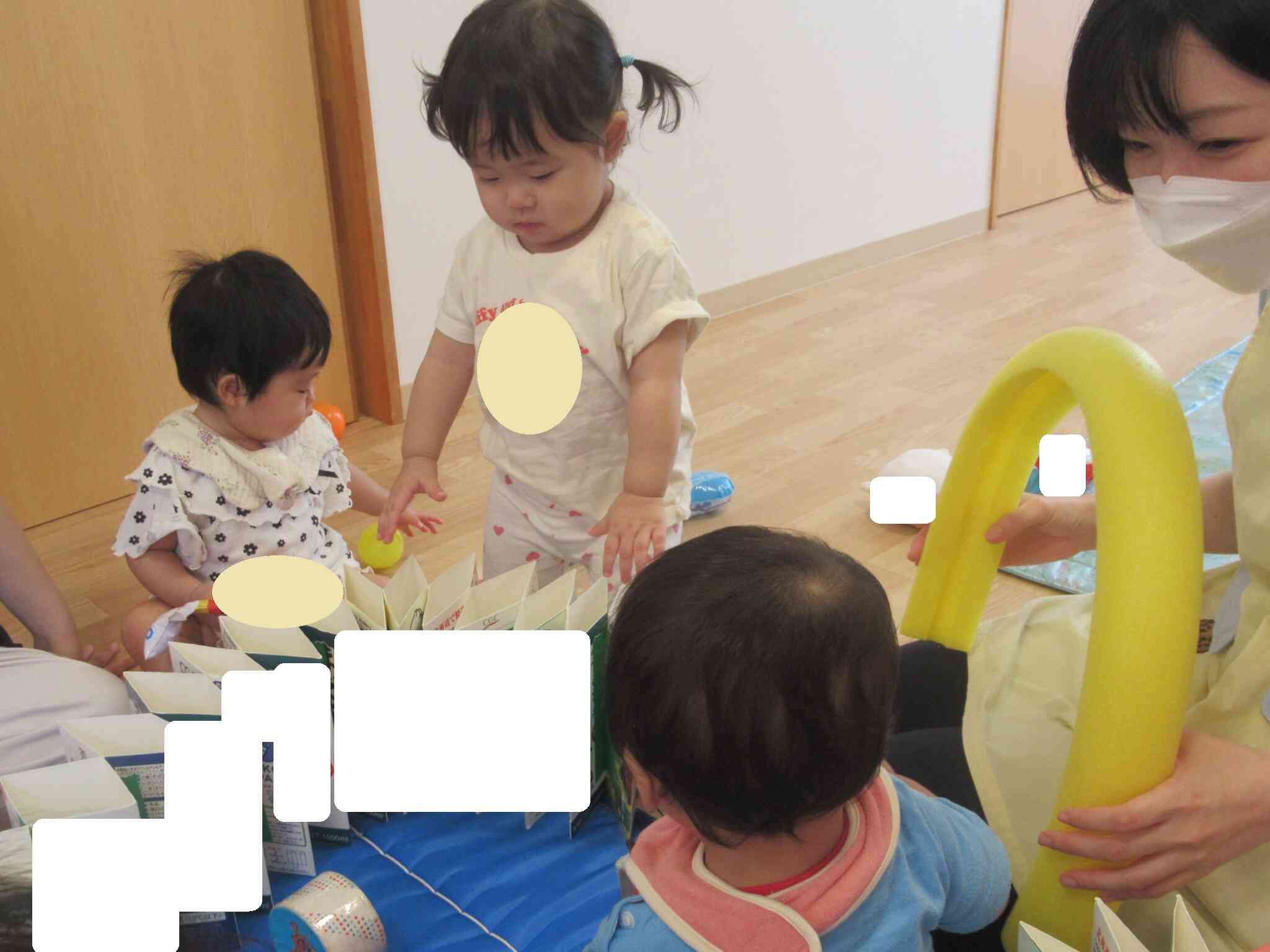 遊びに来てくれたお友達が気になっている様子