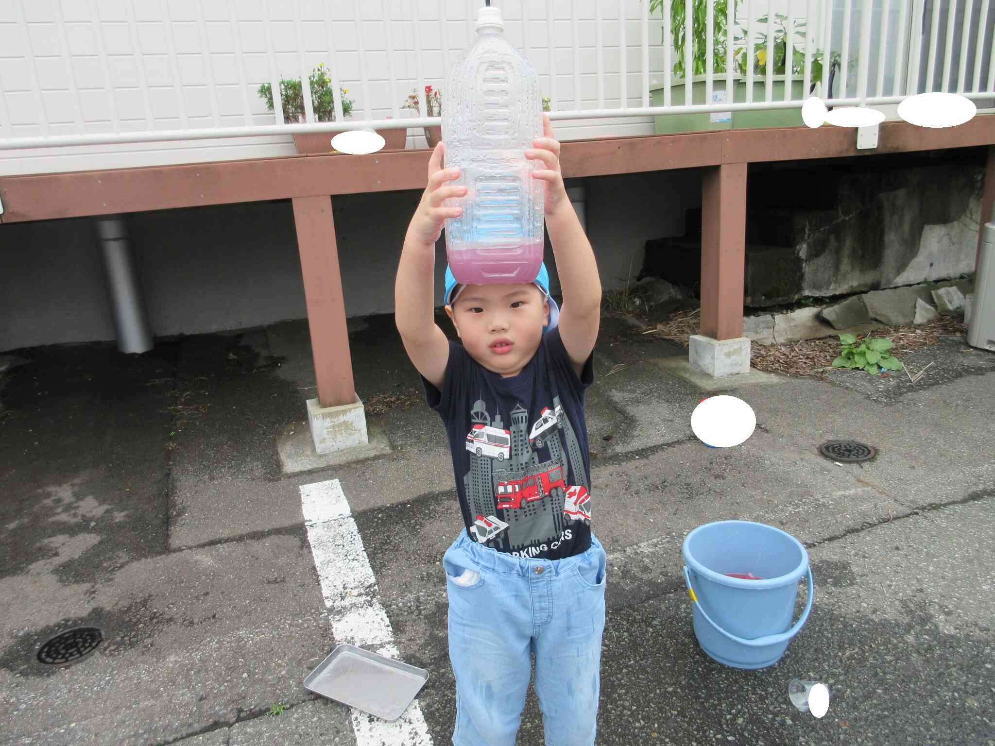 「まず、赤を入れます！」