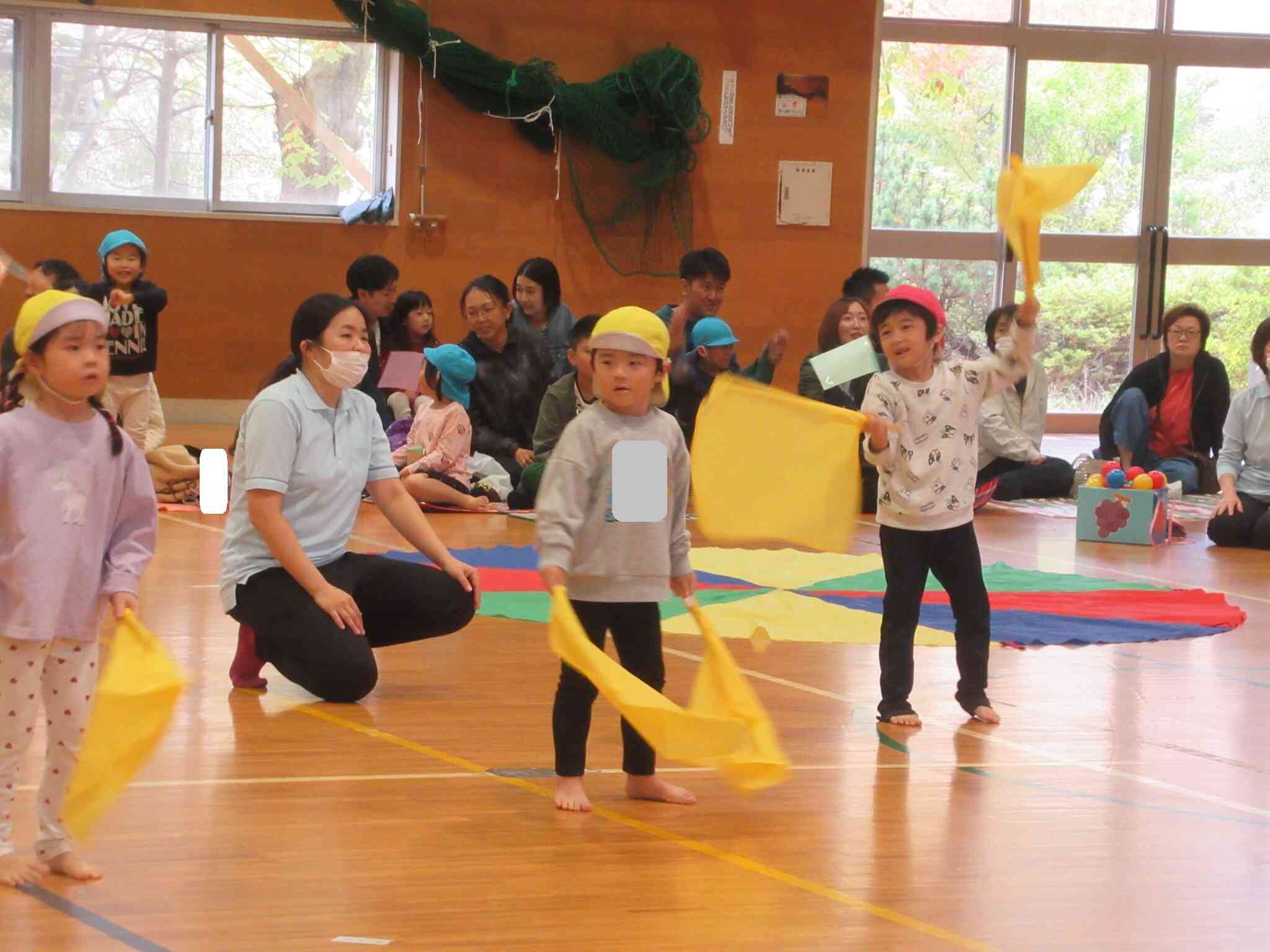 バルーンもやりましたよ。片手をあげて、飛行機のポーズです。