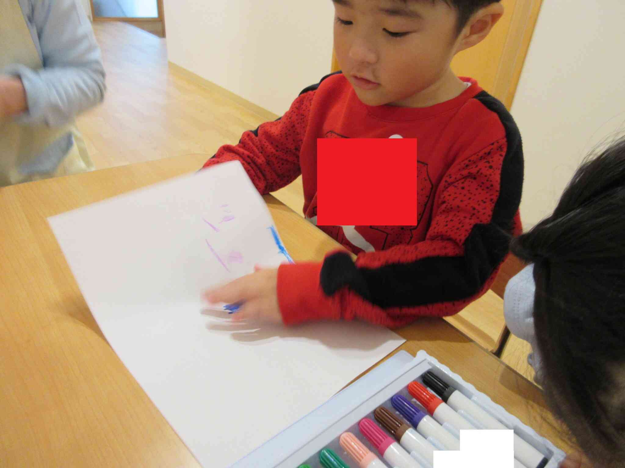 「裏の方が出やすいかもしれない」と様々試してみていたお友達です。