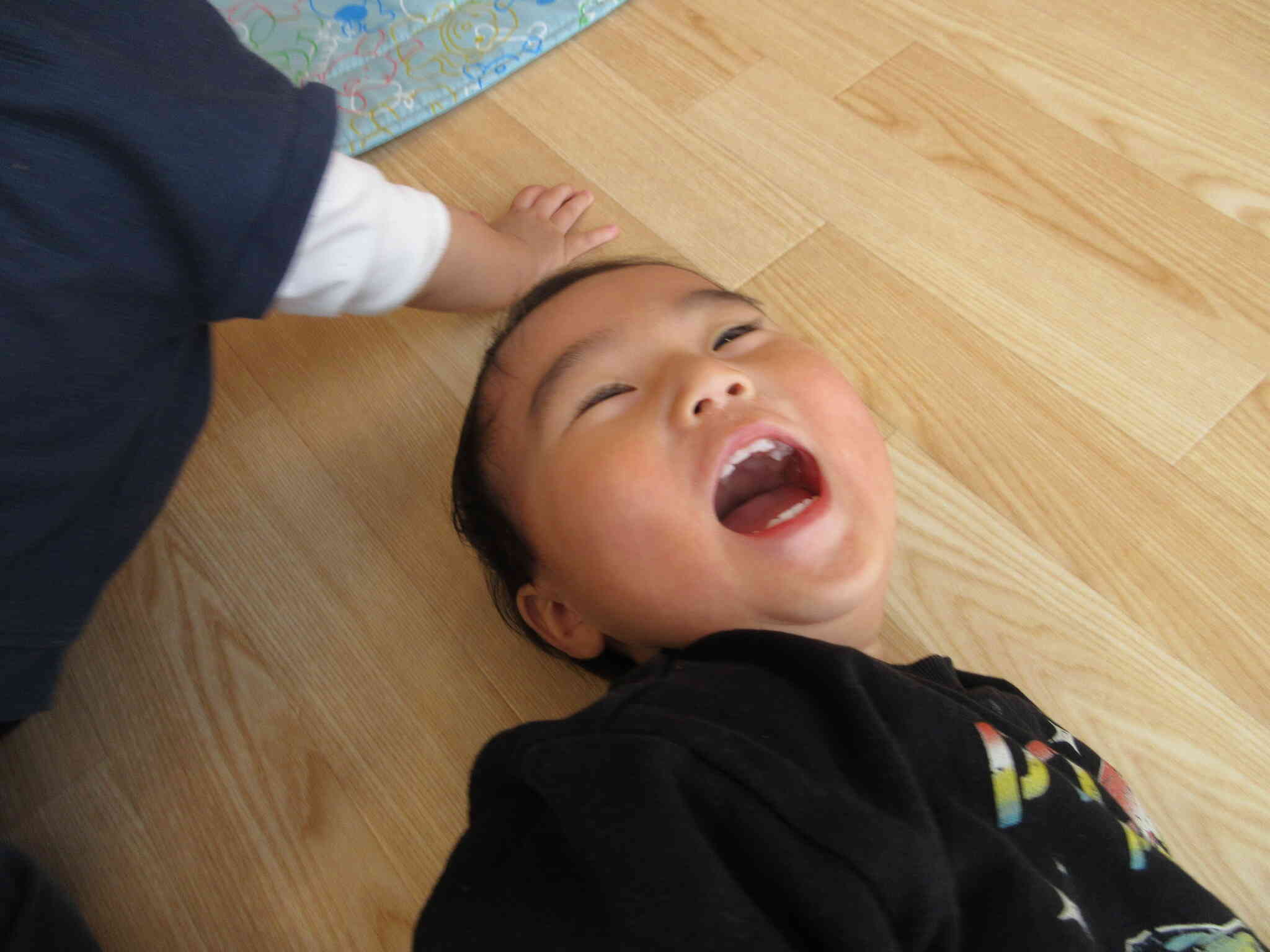 大笑い！(1.2歳児)