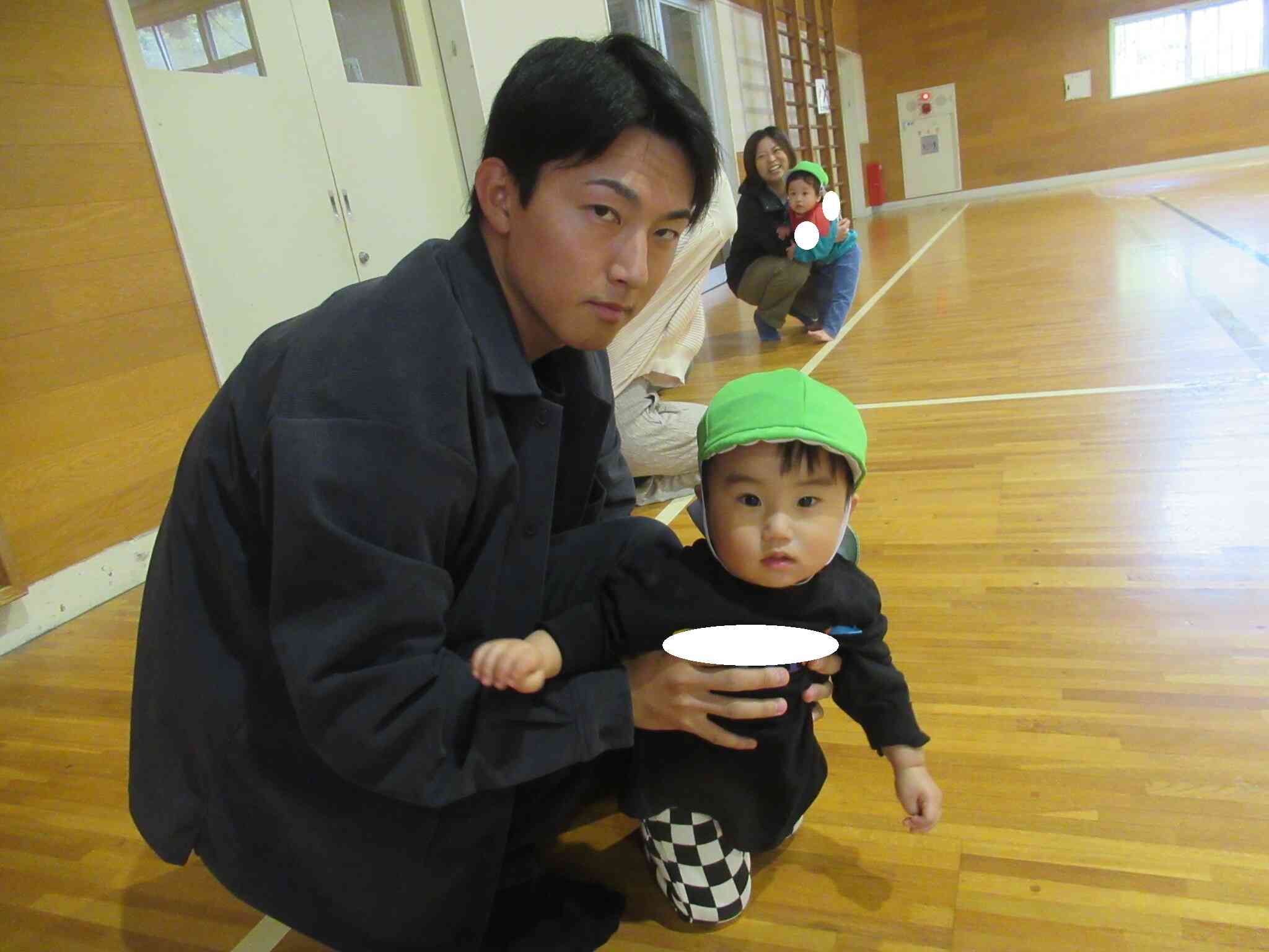 かけっこの前、一緒に記念撮影です。