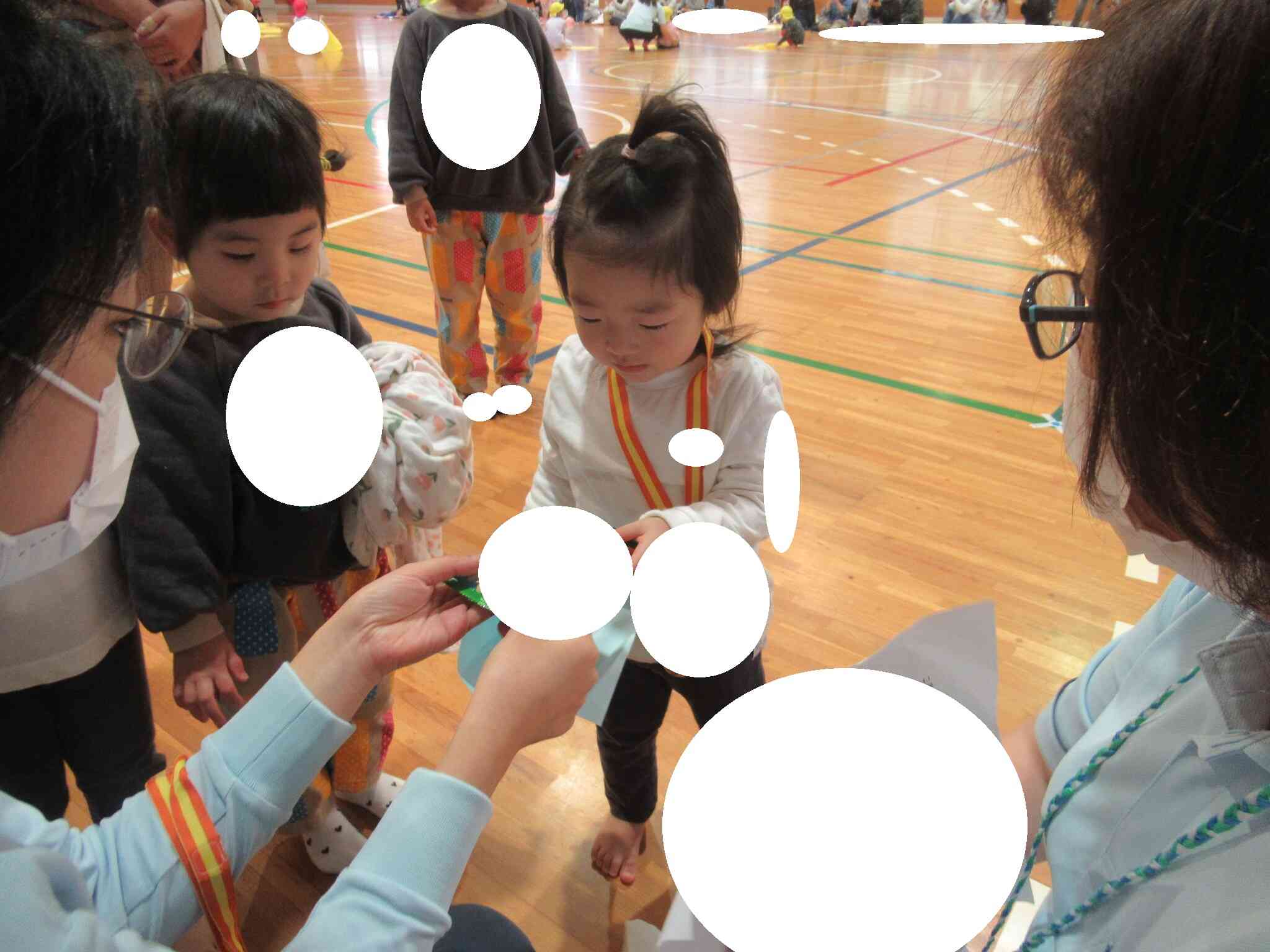 お菓子はおうちでゆっくり食べてね、いっぱい頑張ったね！