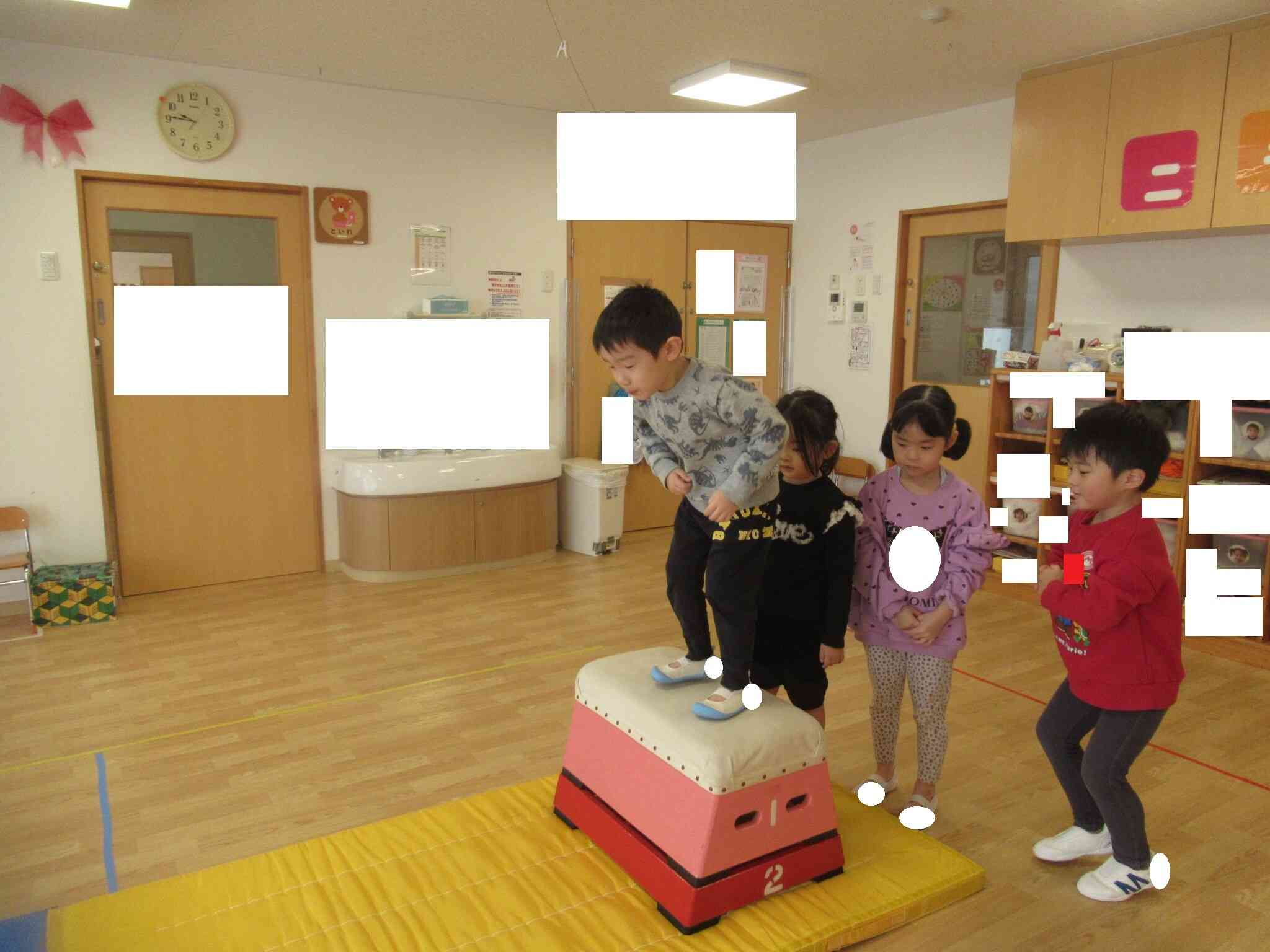 まずはジャンプの練習から