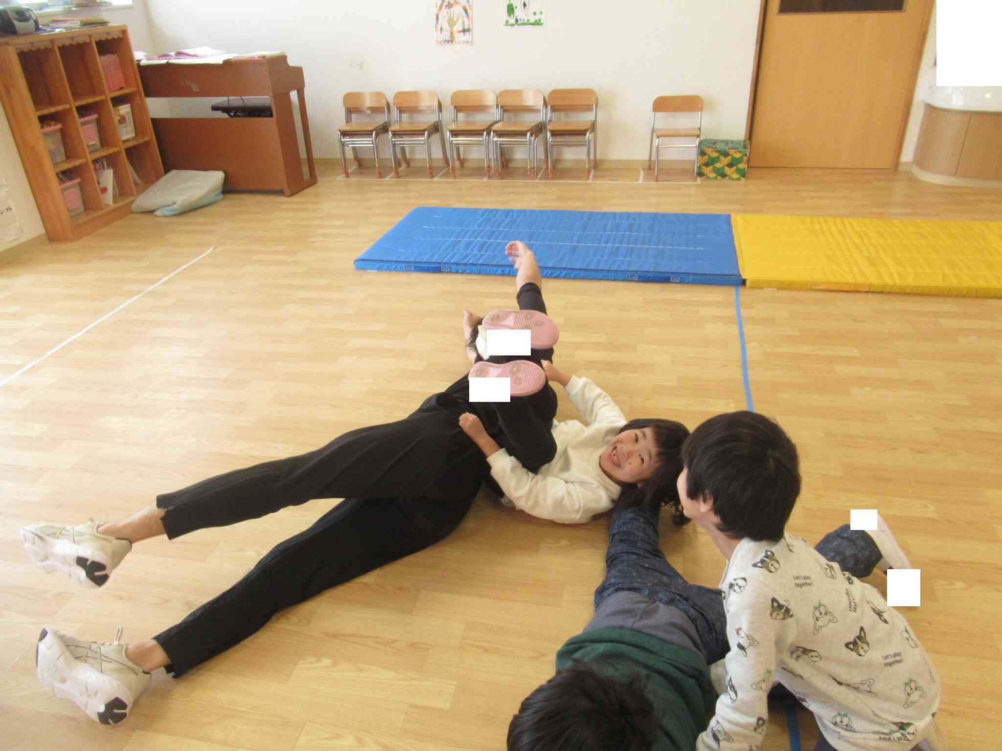 2人組になって対決です