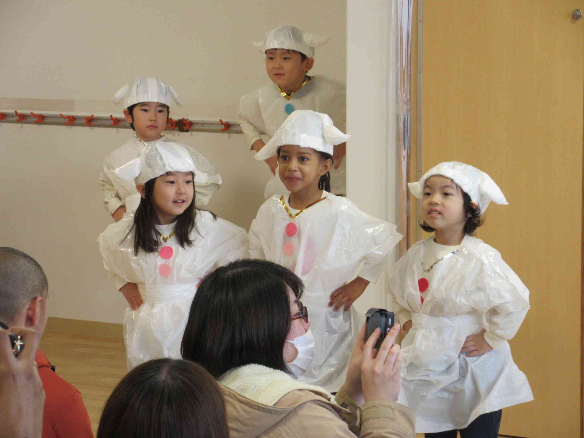 チームワーク抜群中くらいのやぎさん達