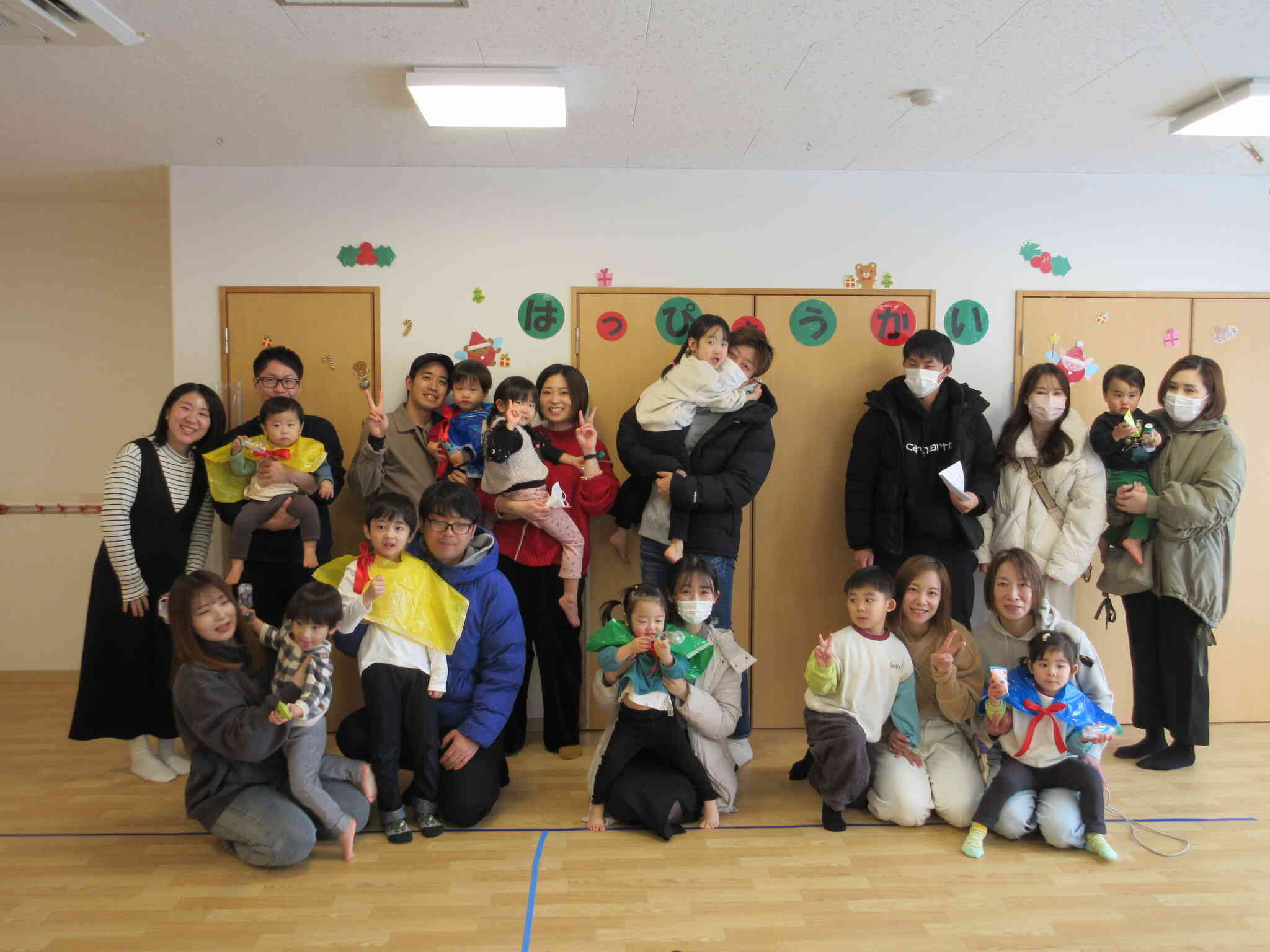 最後はおうちの方と一緒に記念撮影。ご参加いただきありがとうございました。