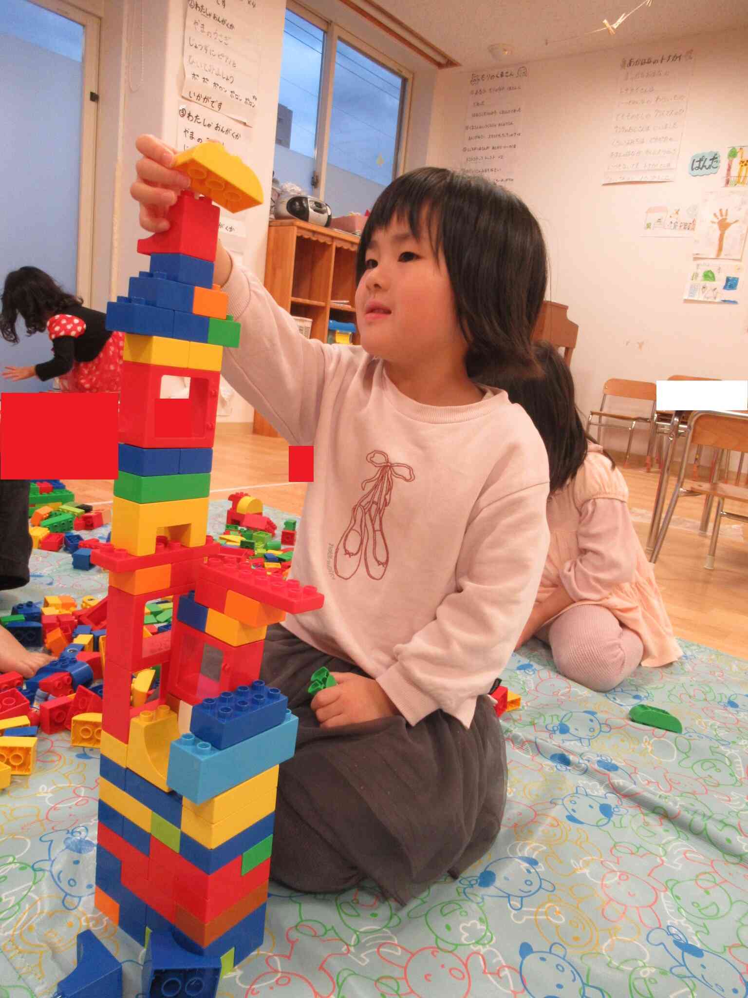 真剣に遊ぶのって楽しいな(3歳児)