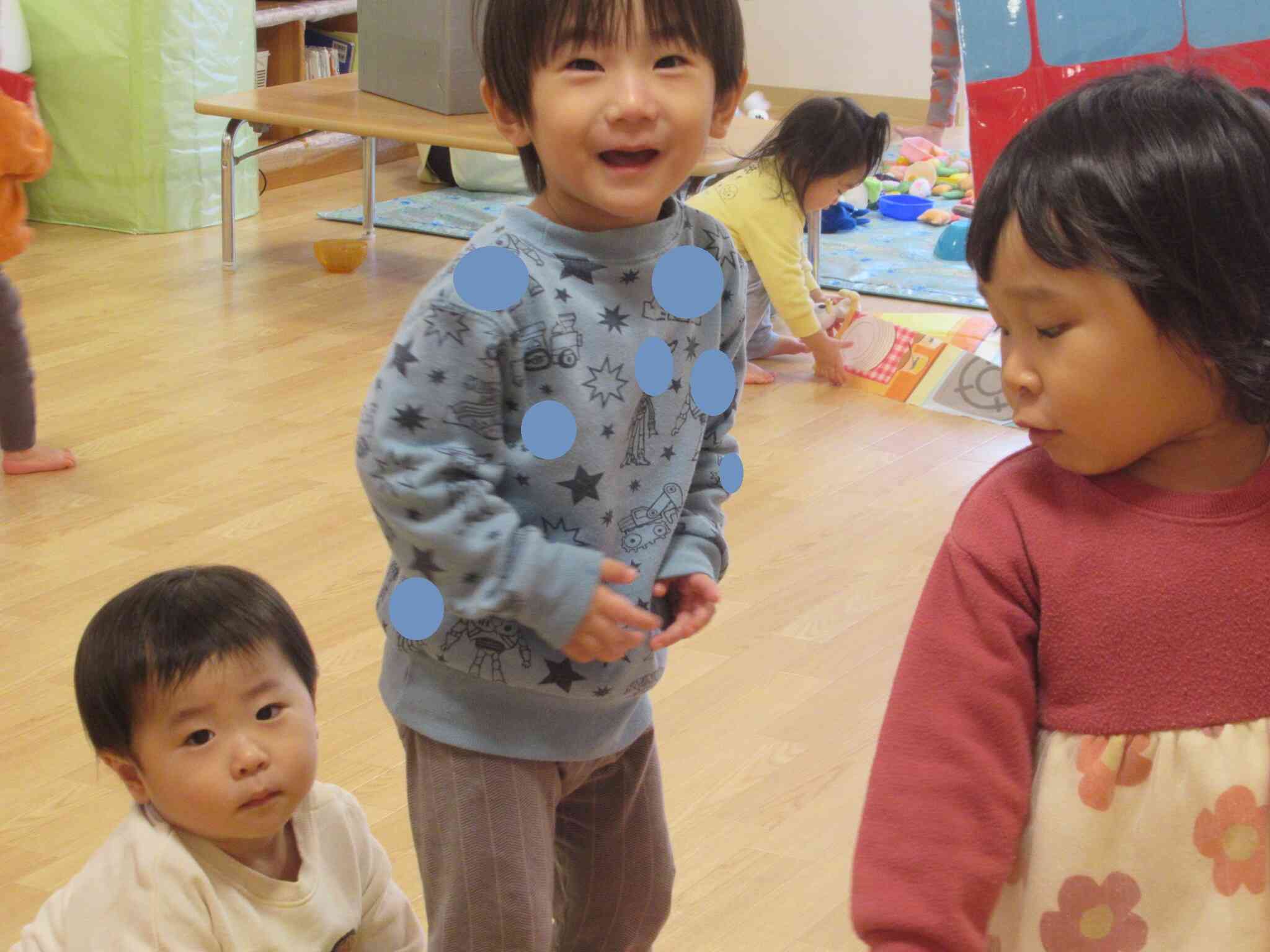 「落ちないよ！すごいでしょ！」