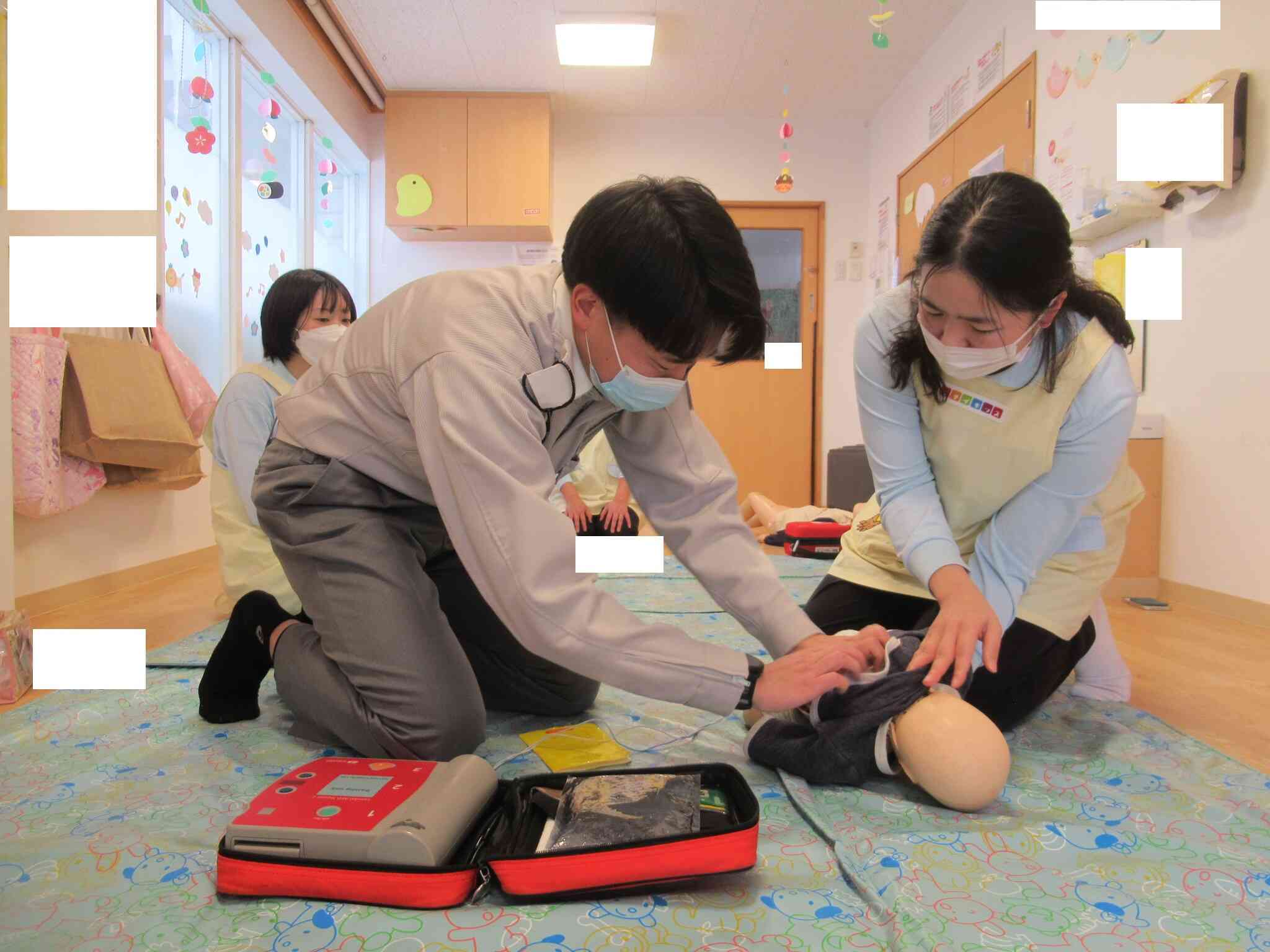 AEDを使い、実践しています