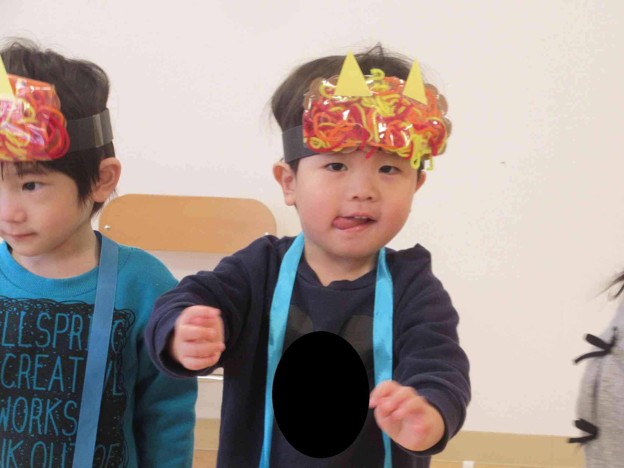 毛糸のお面、似合うでしょ？