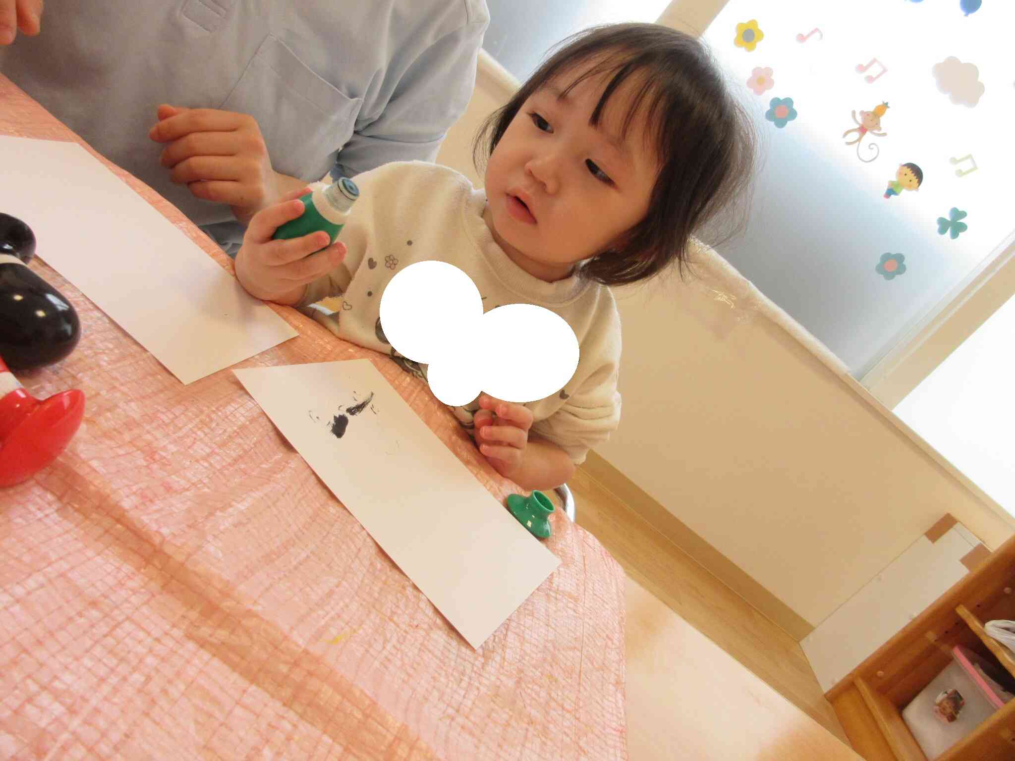 「どこから色が出てくるんだろう…？」