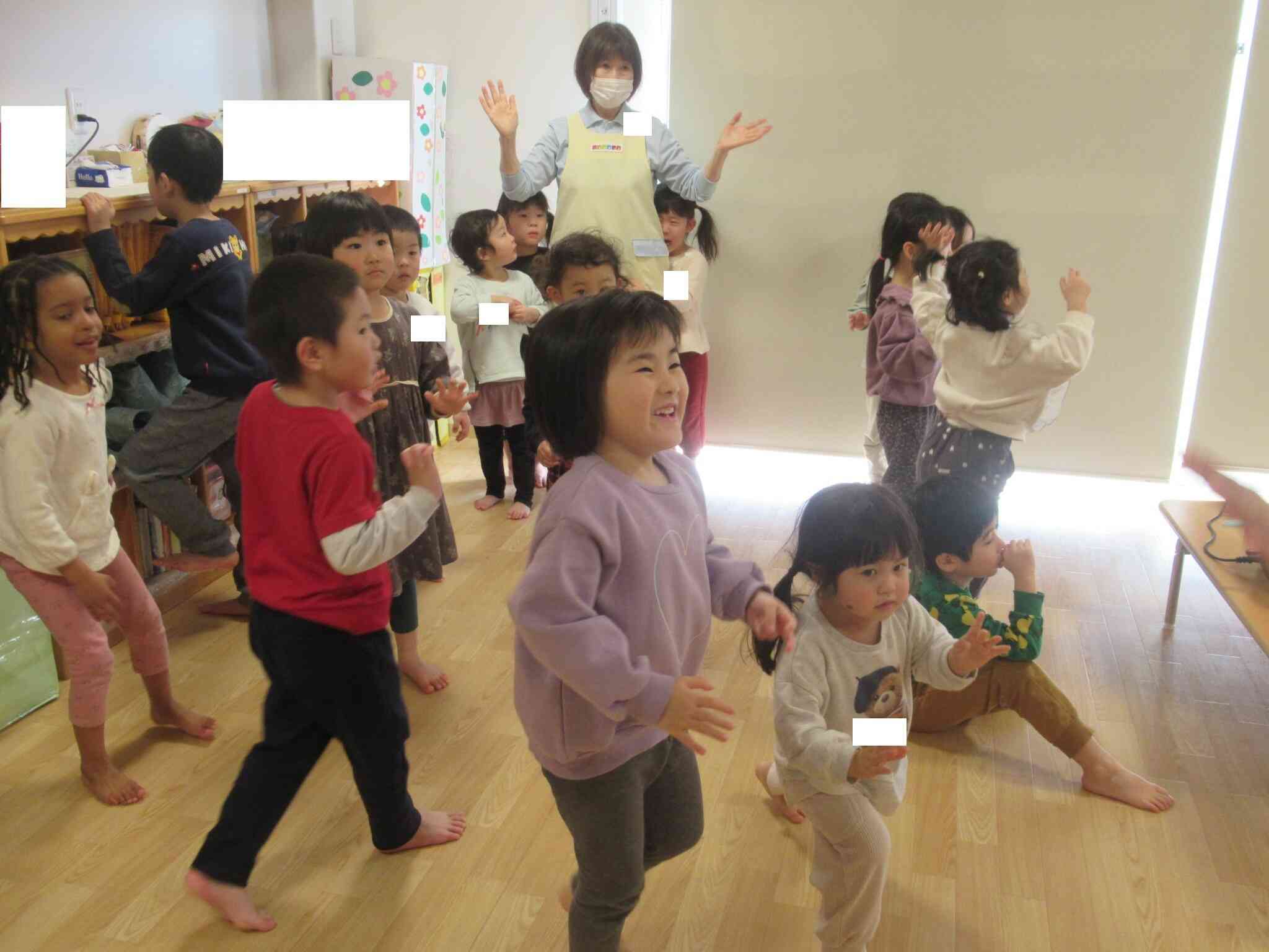 英語教室(2.3歳児)