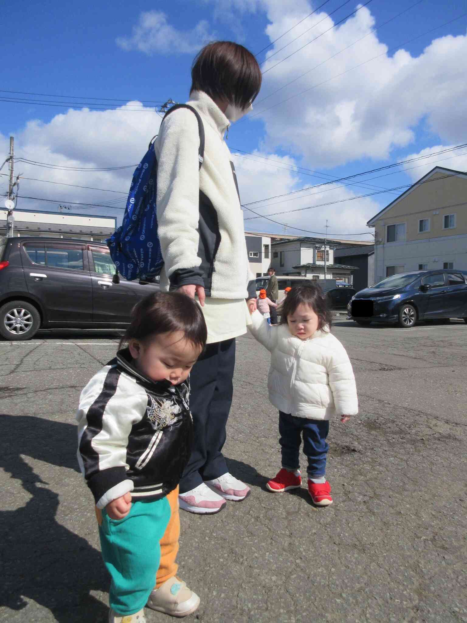 てく・てく・てく(足音)(0.2歳児)