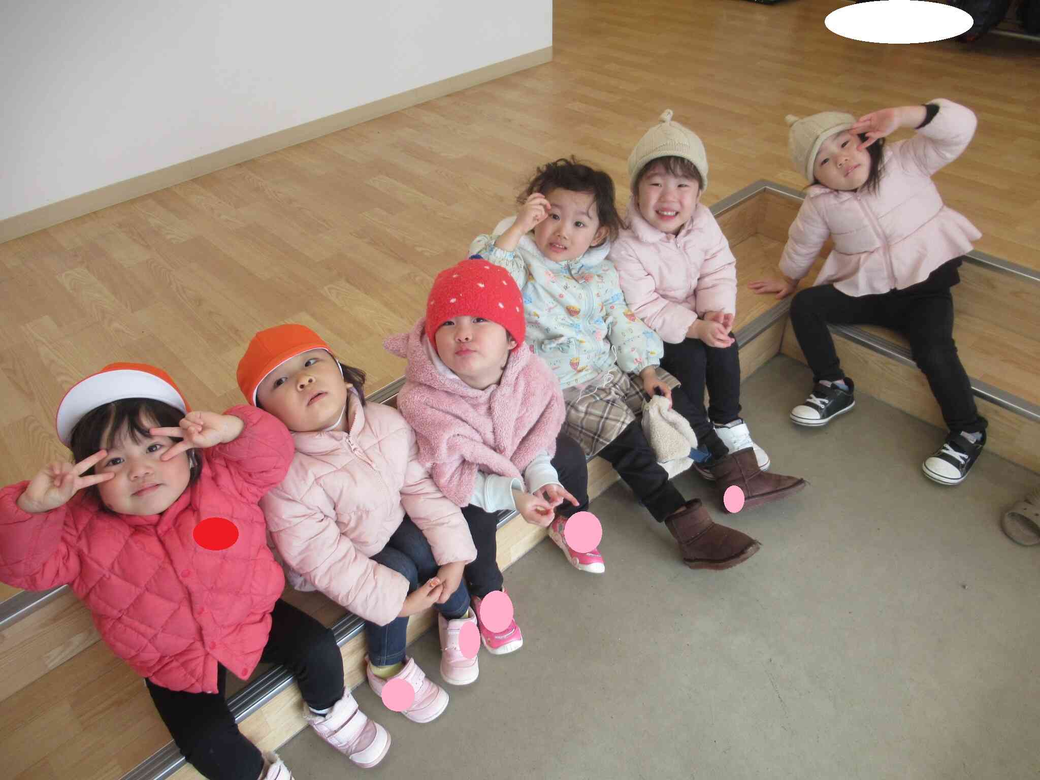 一緒にお散歩楽しいな(0.2歳児)