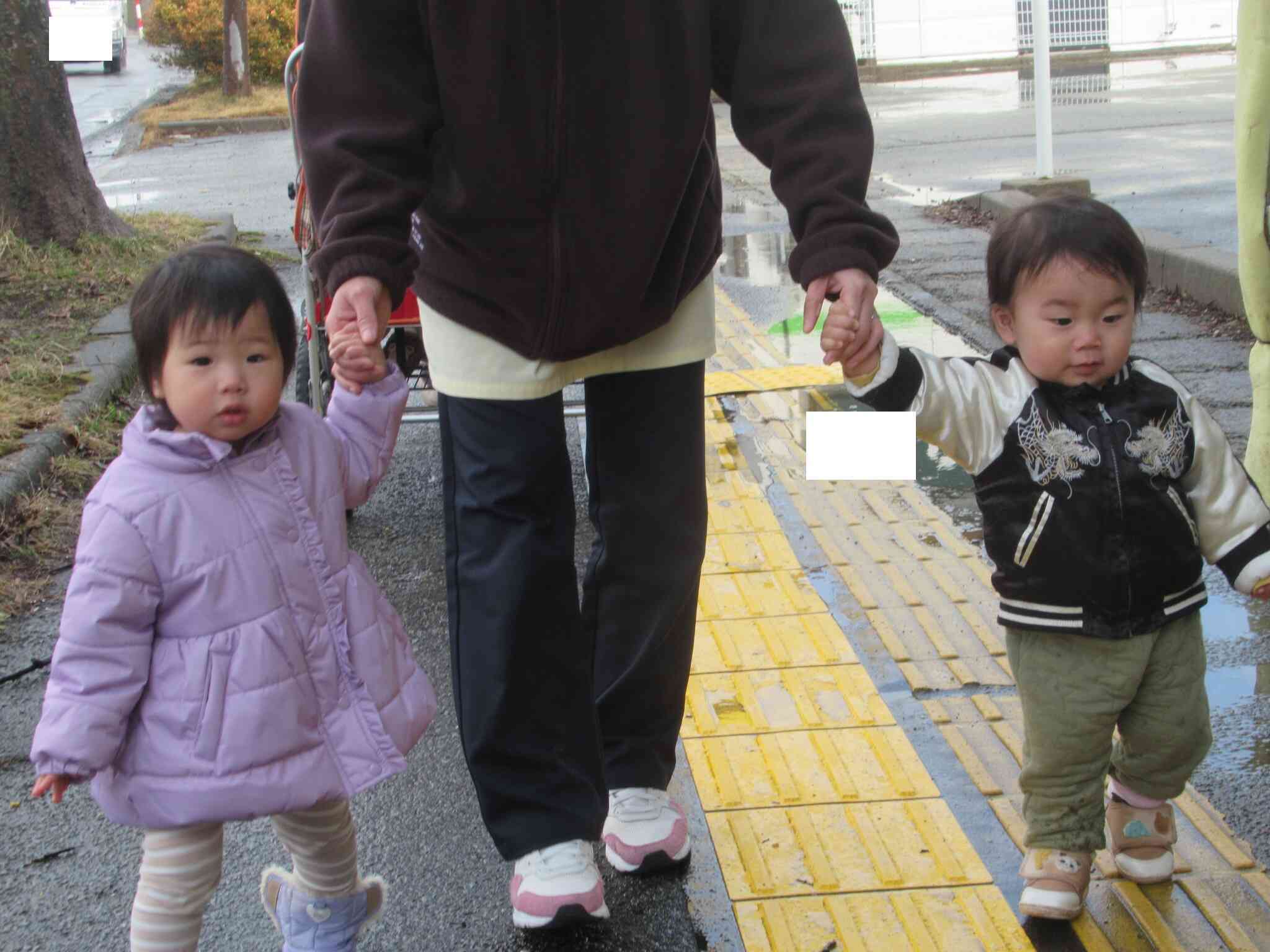 歩くのだいすき０歳児クラスの子ども達