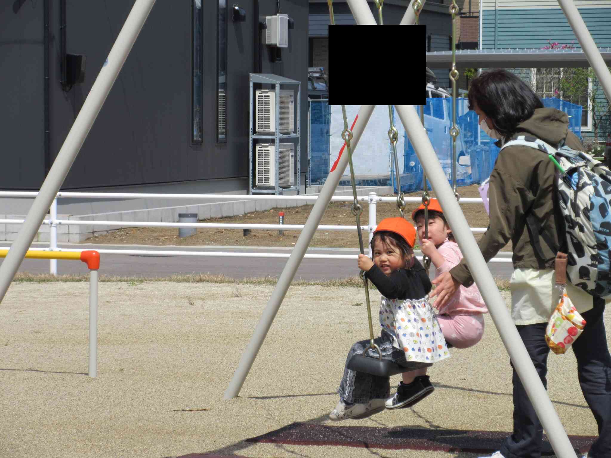 ブランコ楽しいな