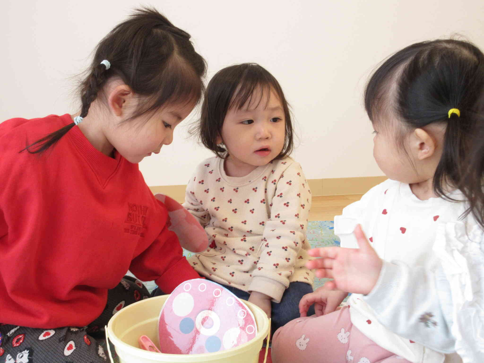 室内活動/戸外へGO！（0.1歳児→今1.2歳児）