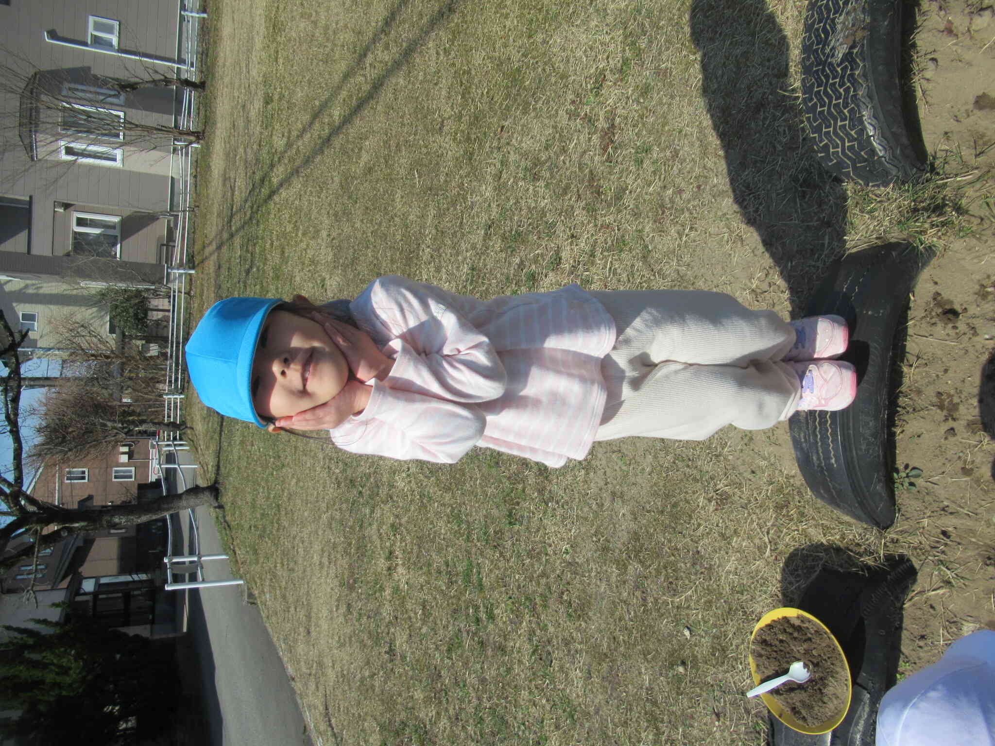 おもいっきり戸外活動②(3.4歳児→今4.5歳児)