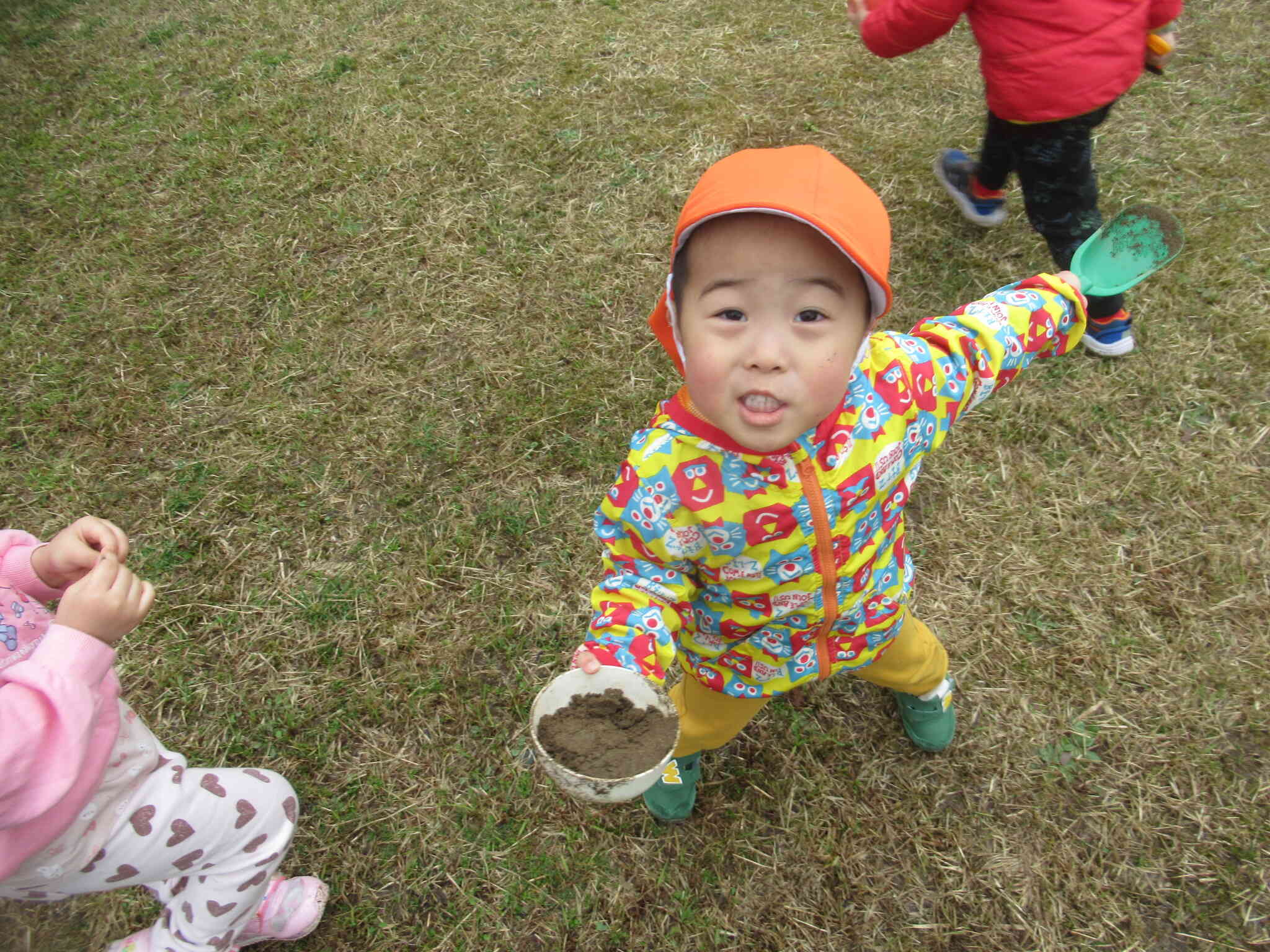 おもいっきり戸外活動②(3.4.5歳児)