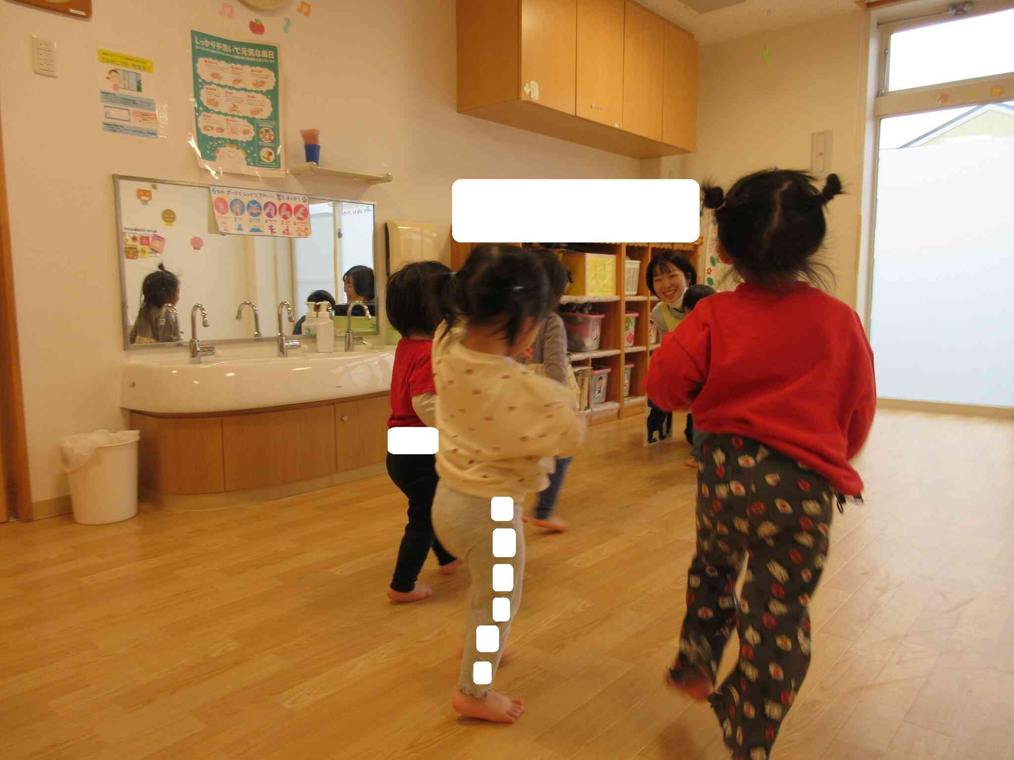 最後は片足バランスに挑戦！