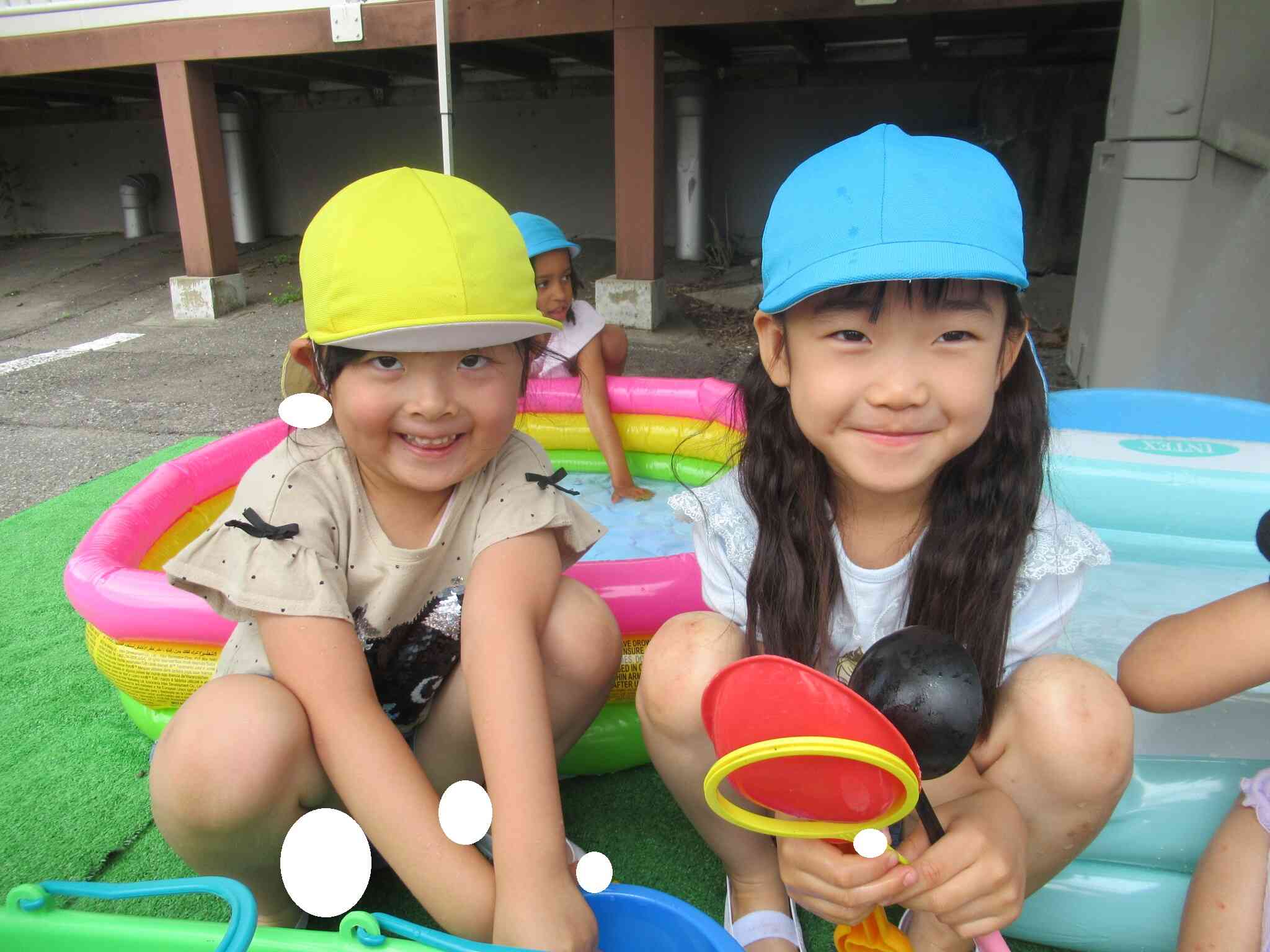 おもいっきり水遊び(4.5歳児)