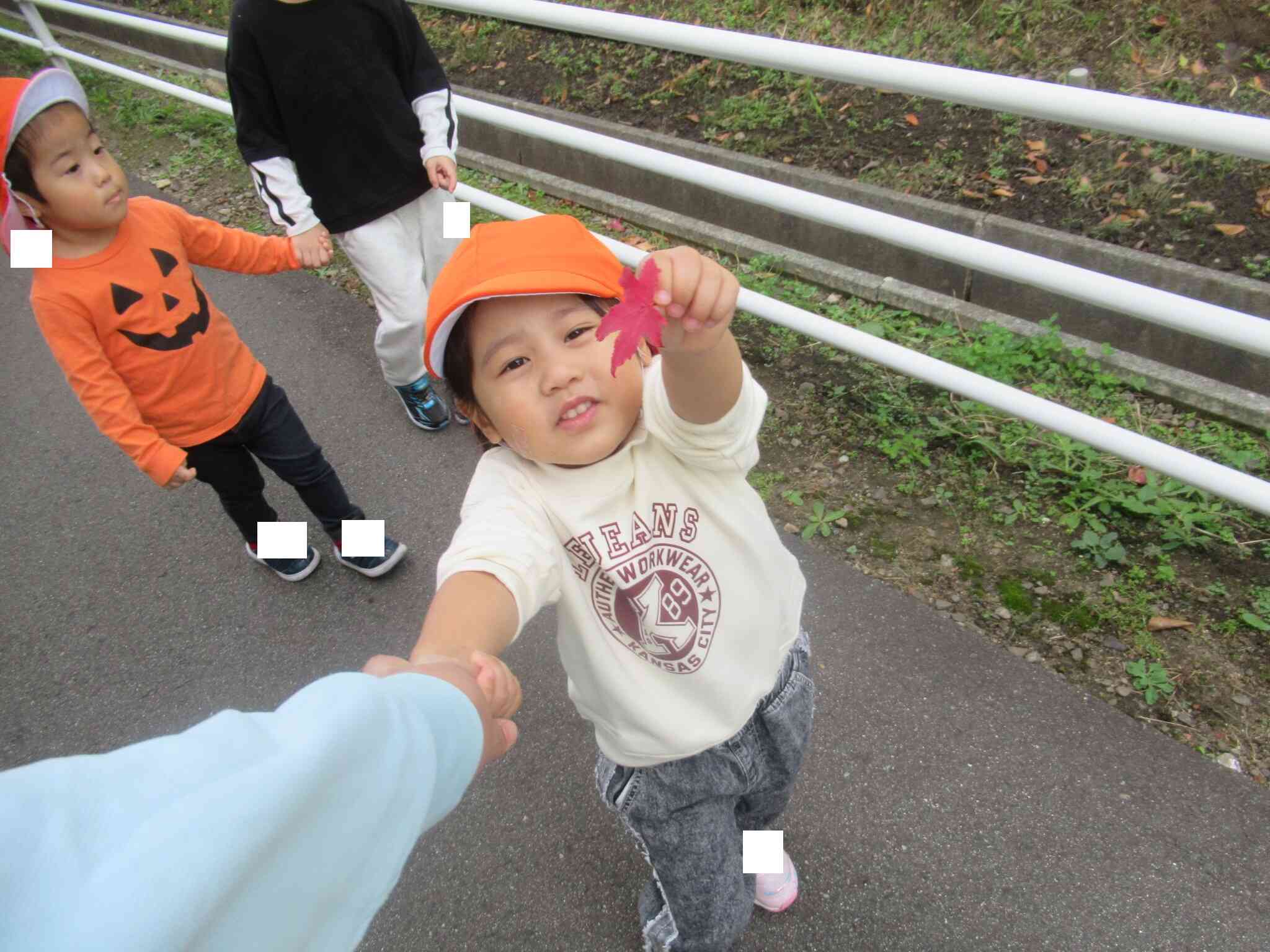 秋探し（3.4歳児）