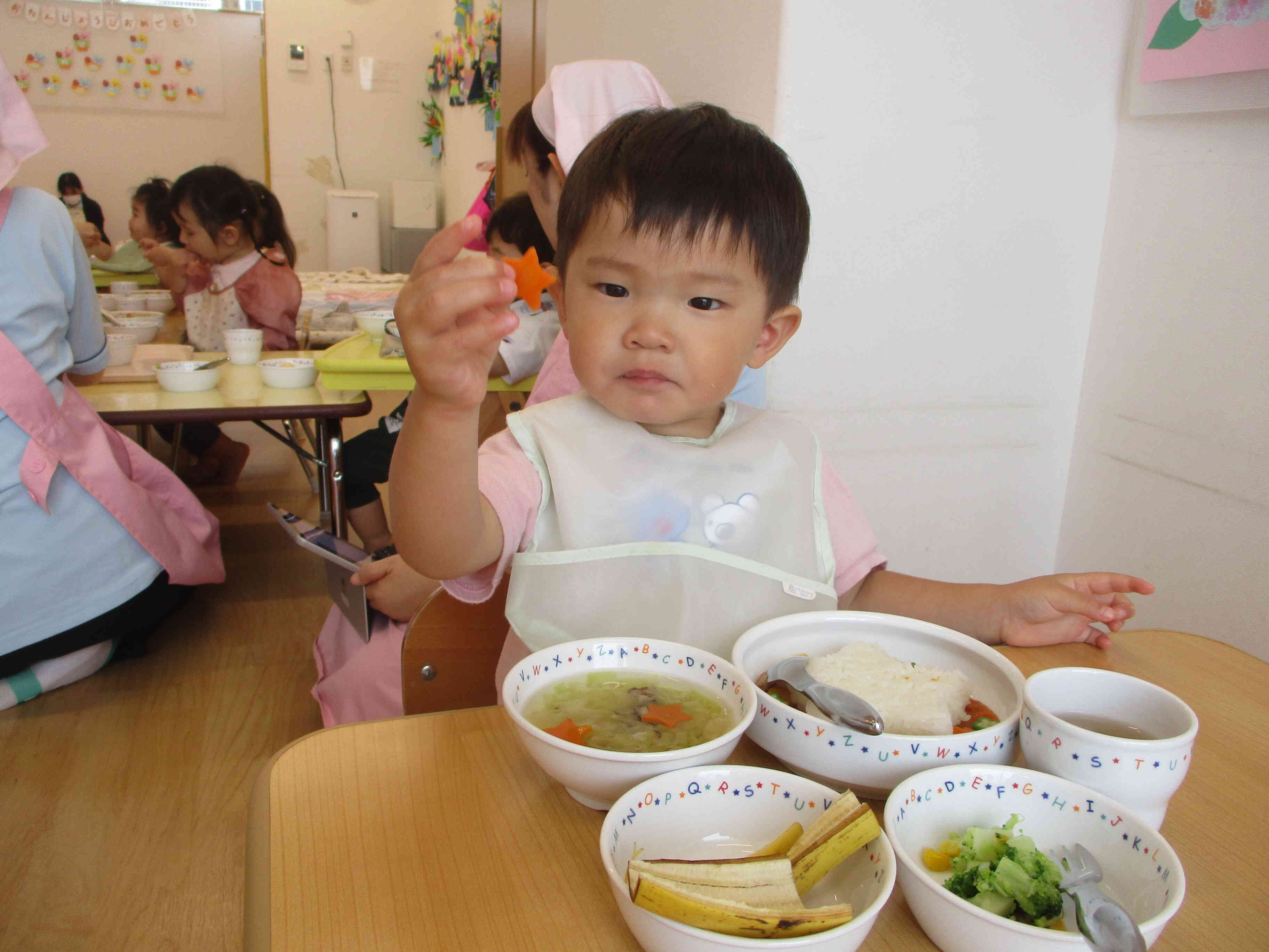 お星さまだらけの給食☆