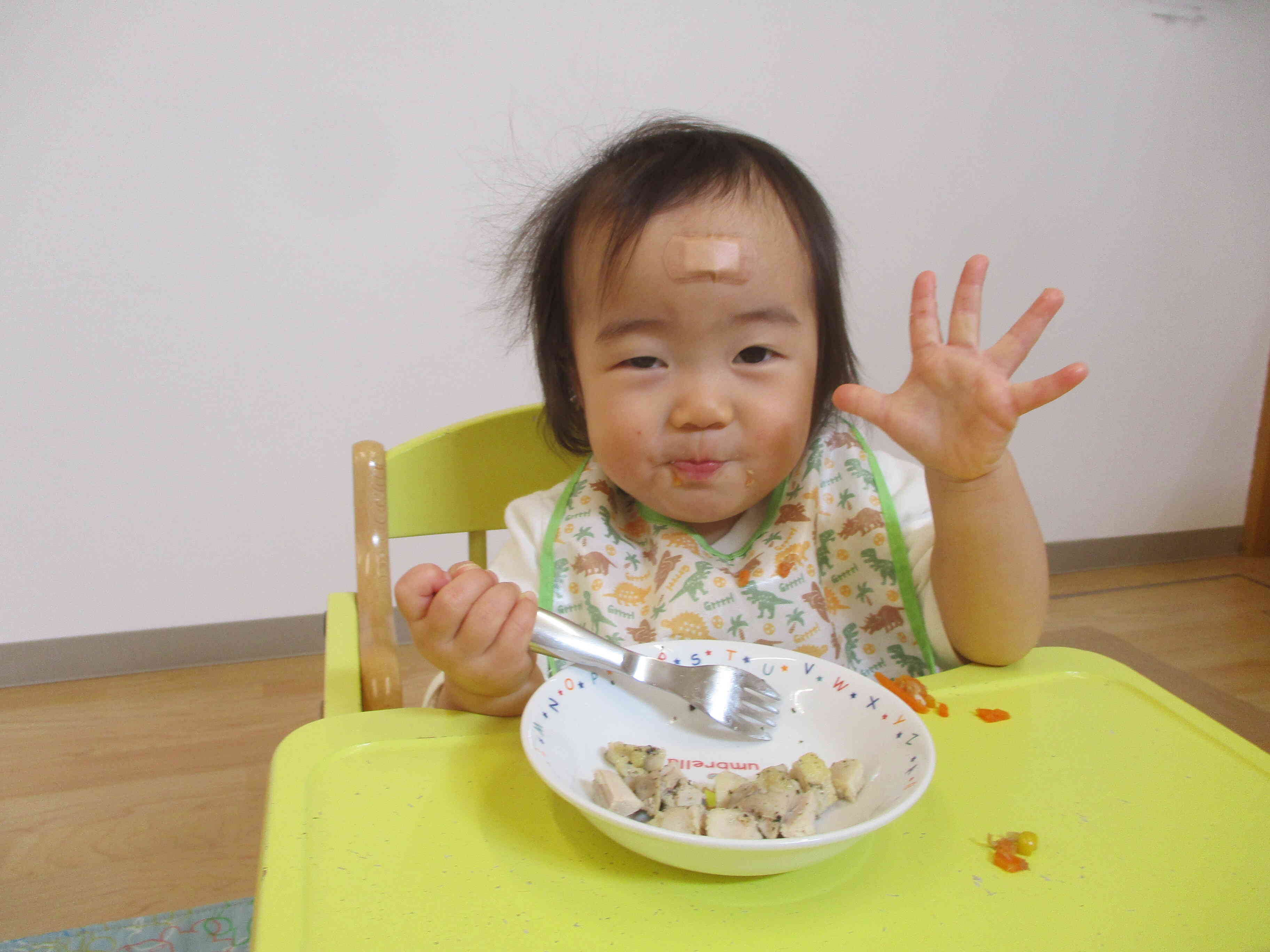 モグモグ 美味しいなあ♪