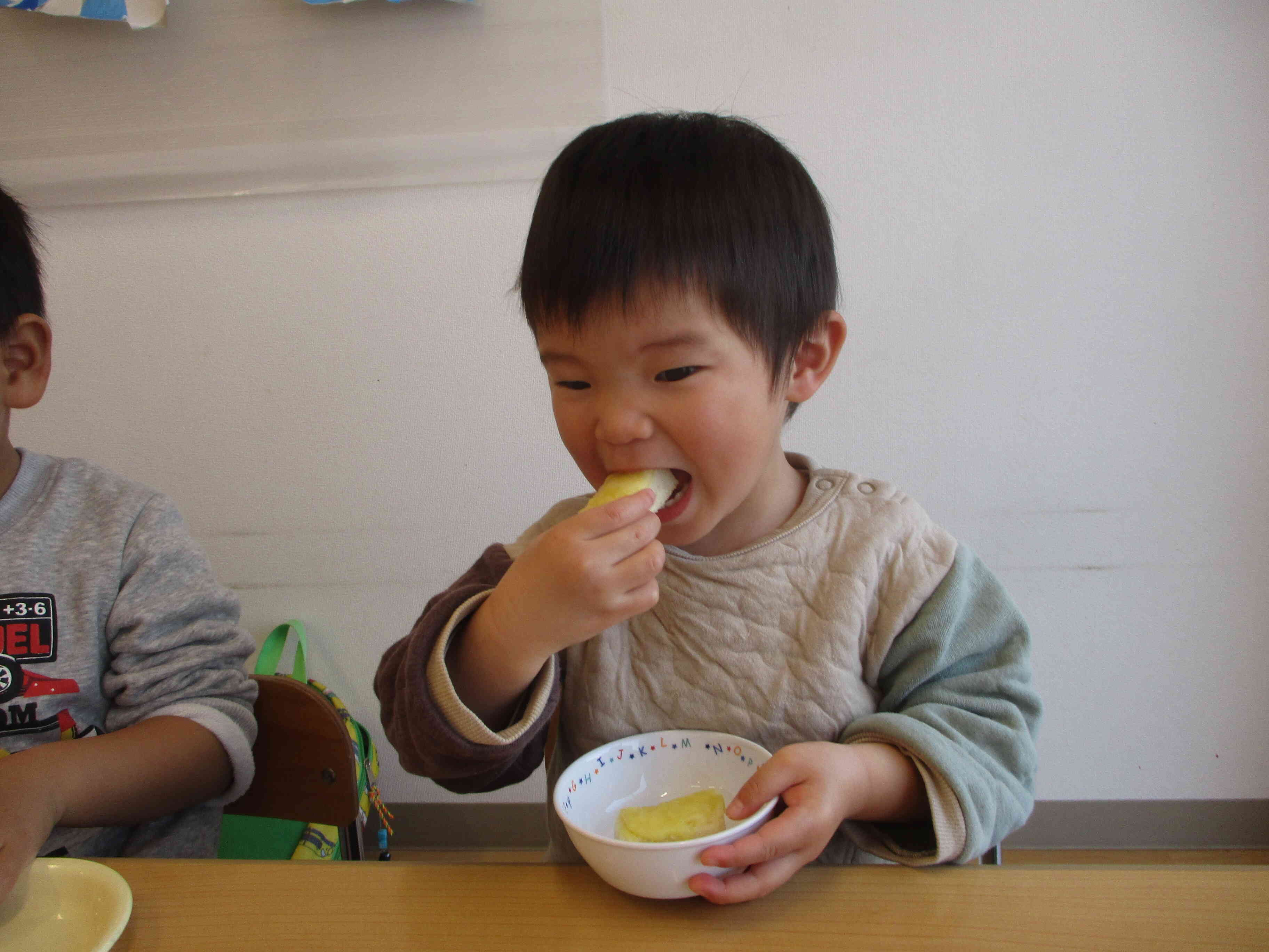 大きなお口でいただきます☆