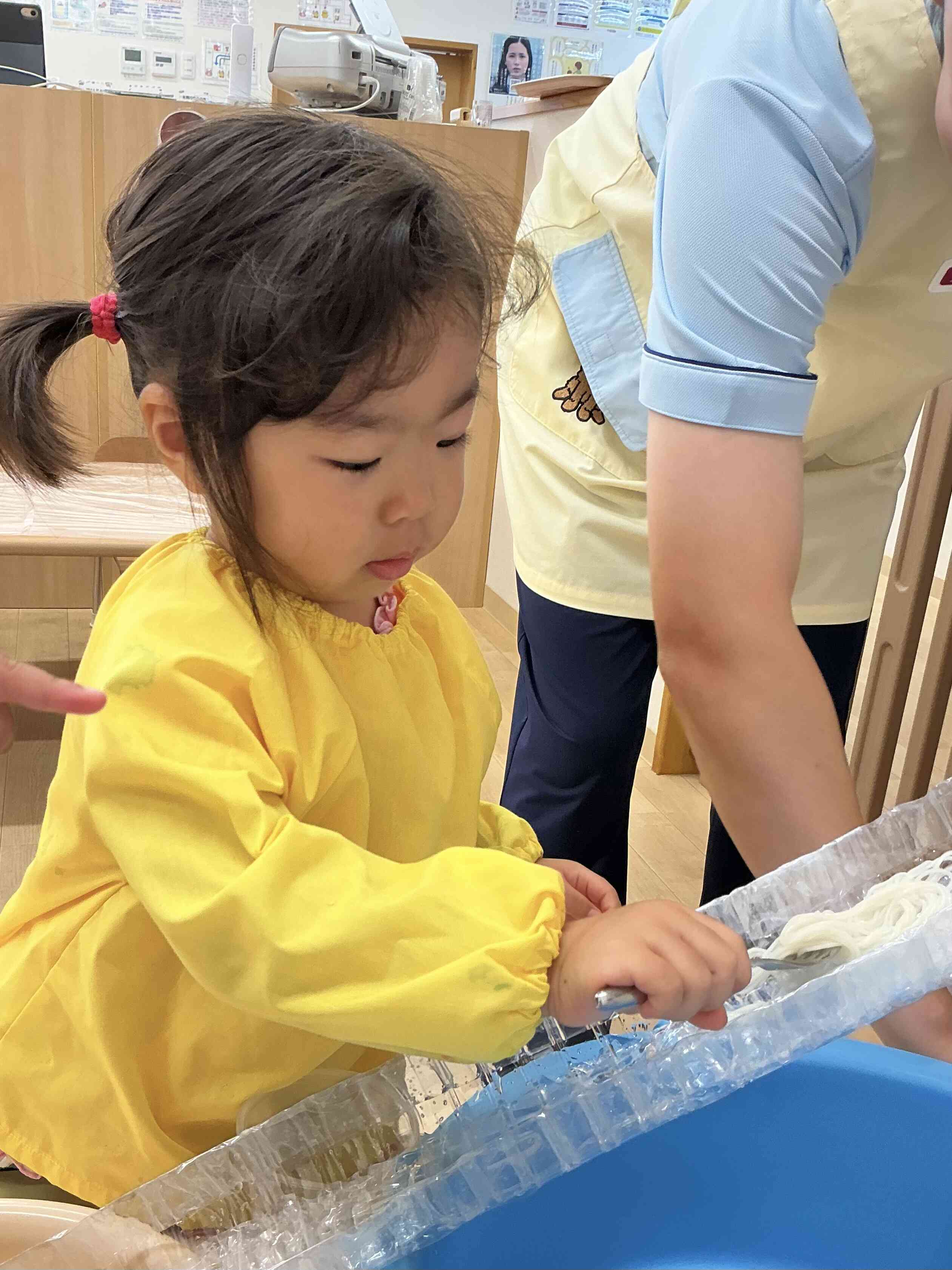 食育活動「流しそうめん」