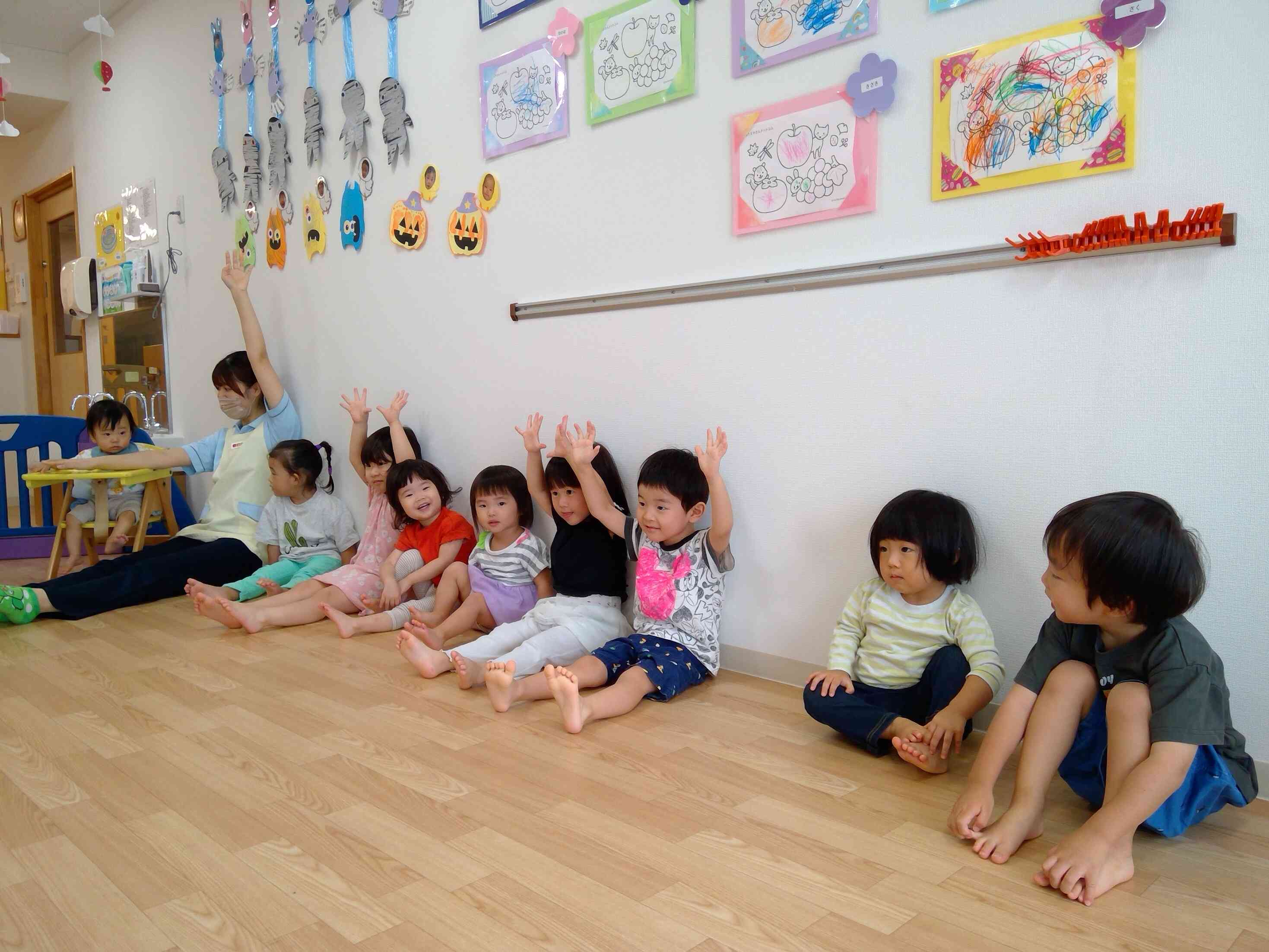 家庭保育園　第1教室　第2教室　第3教室　第4教室　第5教室　全教材 体操教室がありました♪｜ニチイキッズあらた保育園｜ニチイキッズ