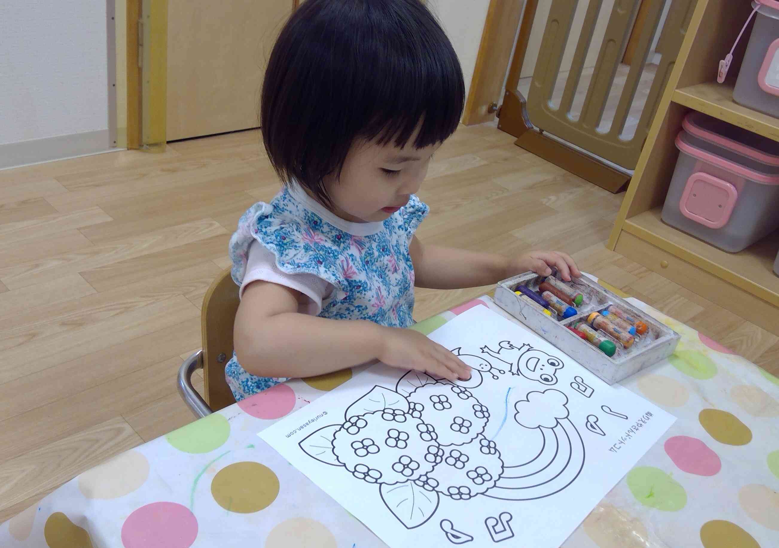 塗り絵をしました♪