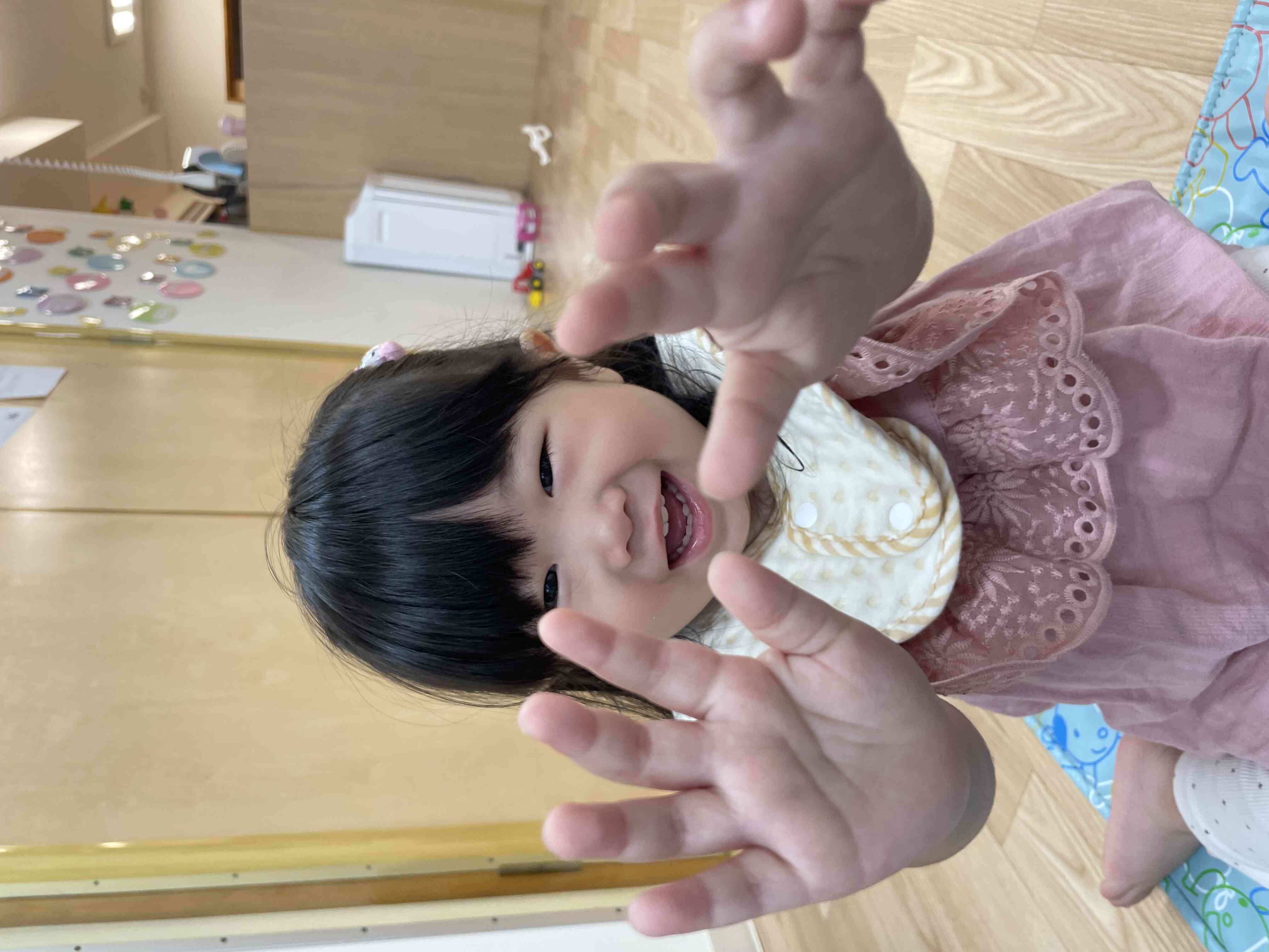 プールスティックであそびました☆