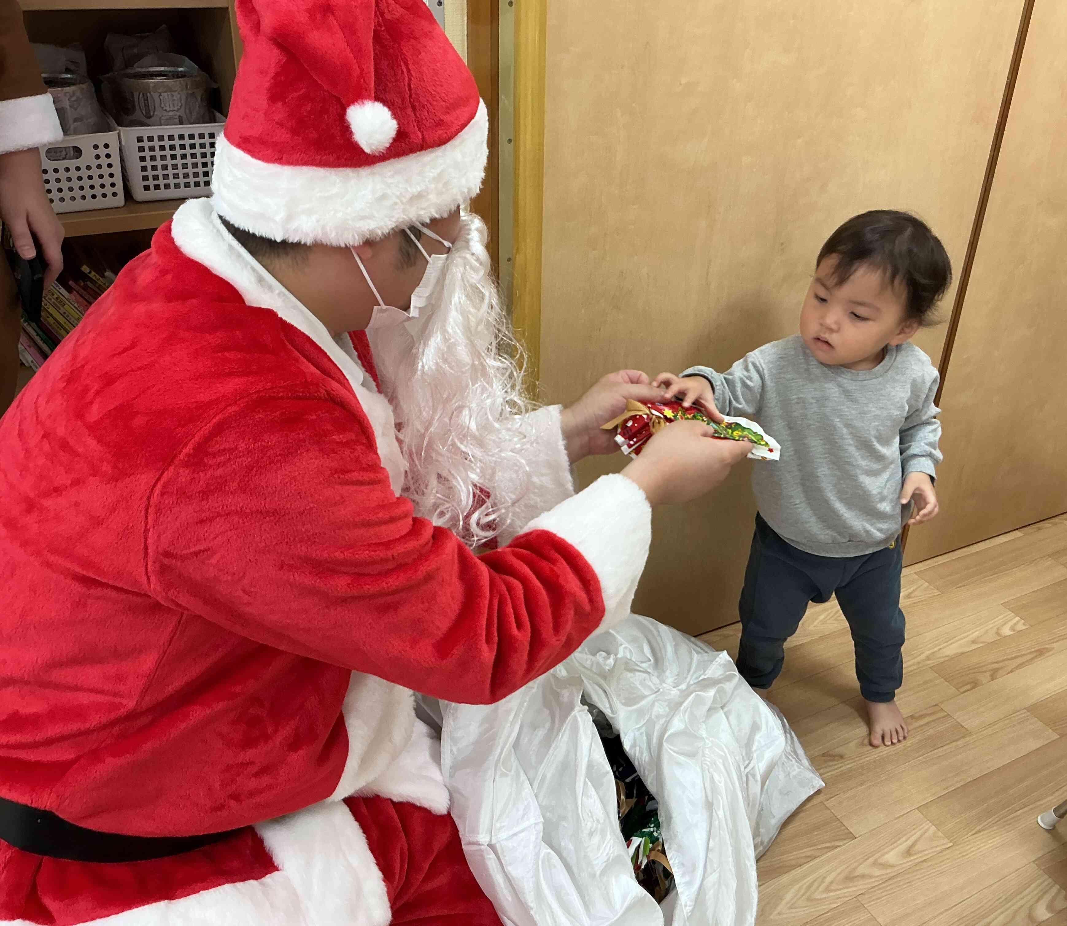 あわてんぼうのサンタクロース②
