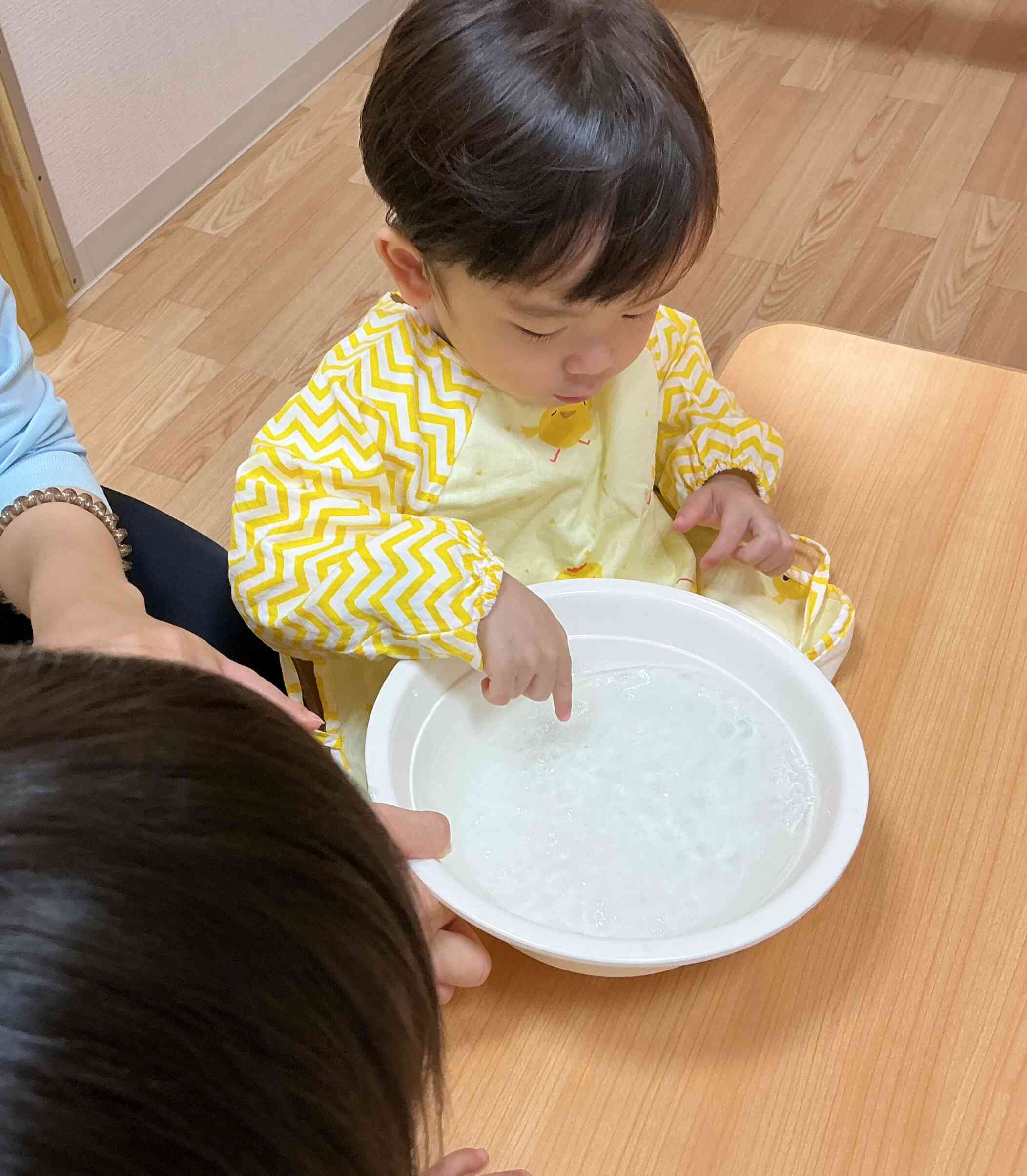 感触あそびをしました☆②