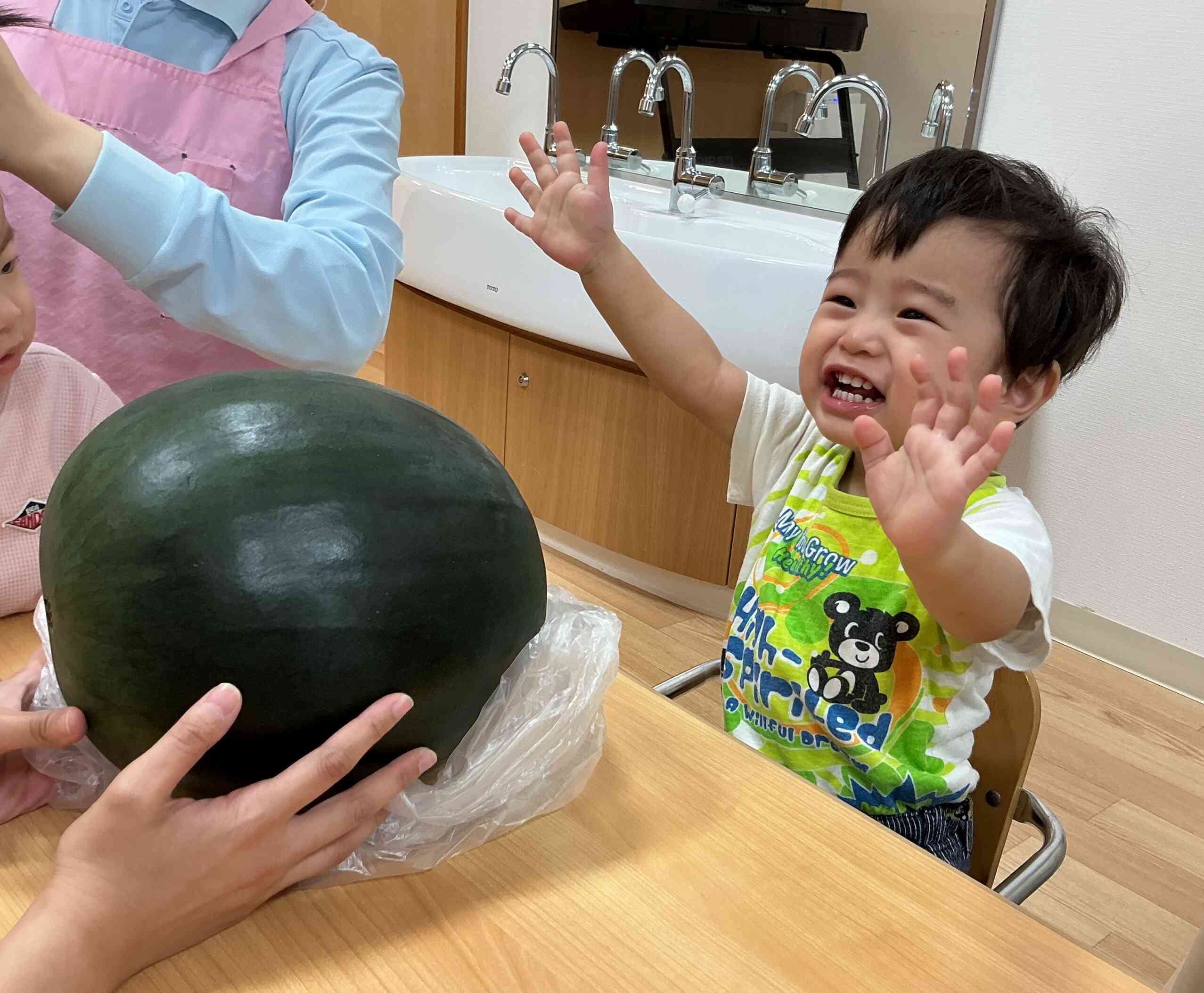 立派なスイカ(^^♪①