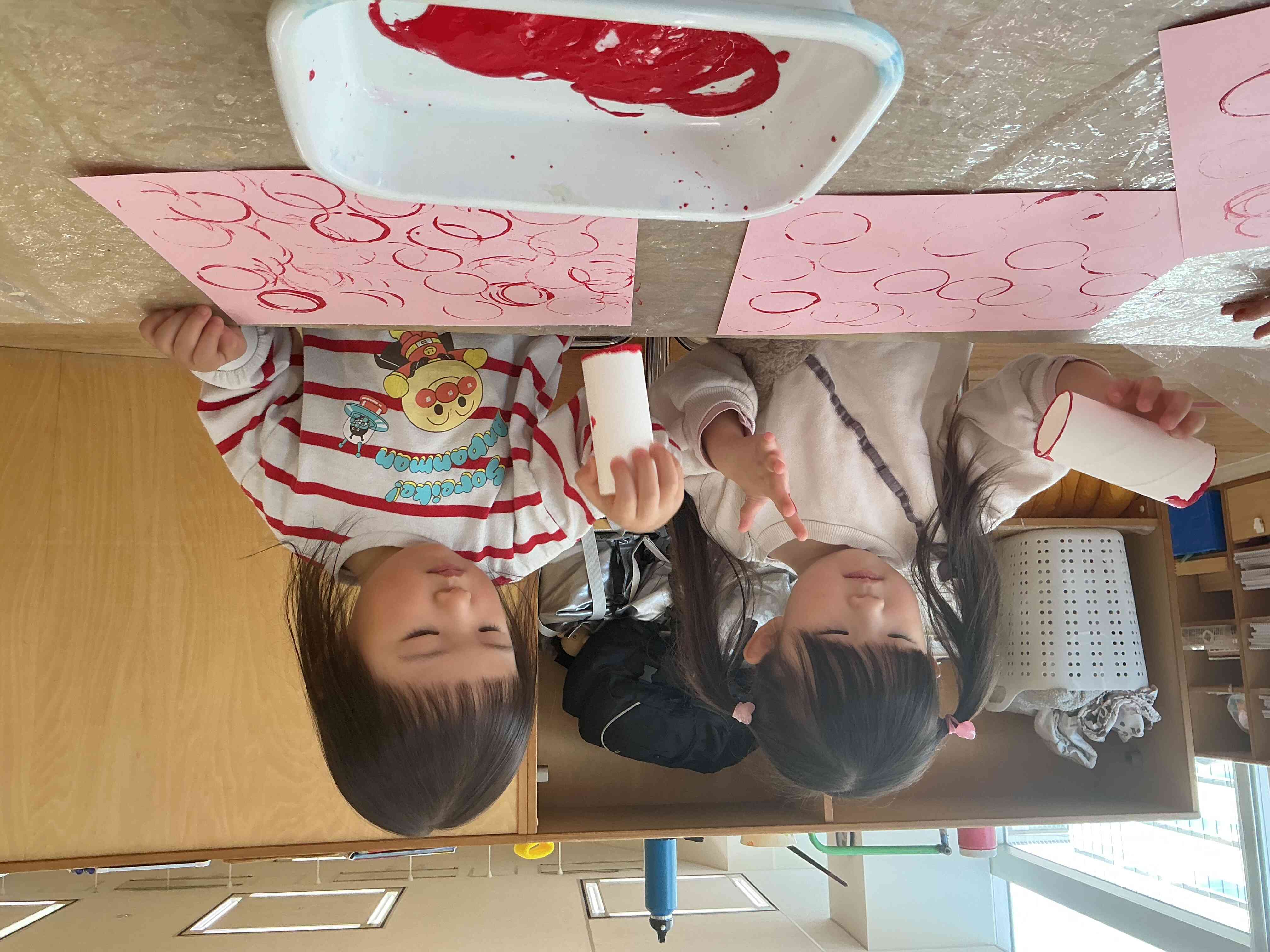 千歳飴袋の製作(りす組　2歳児)